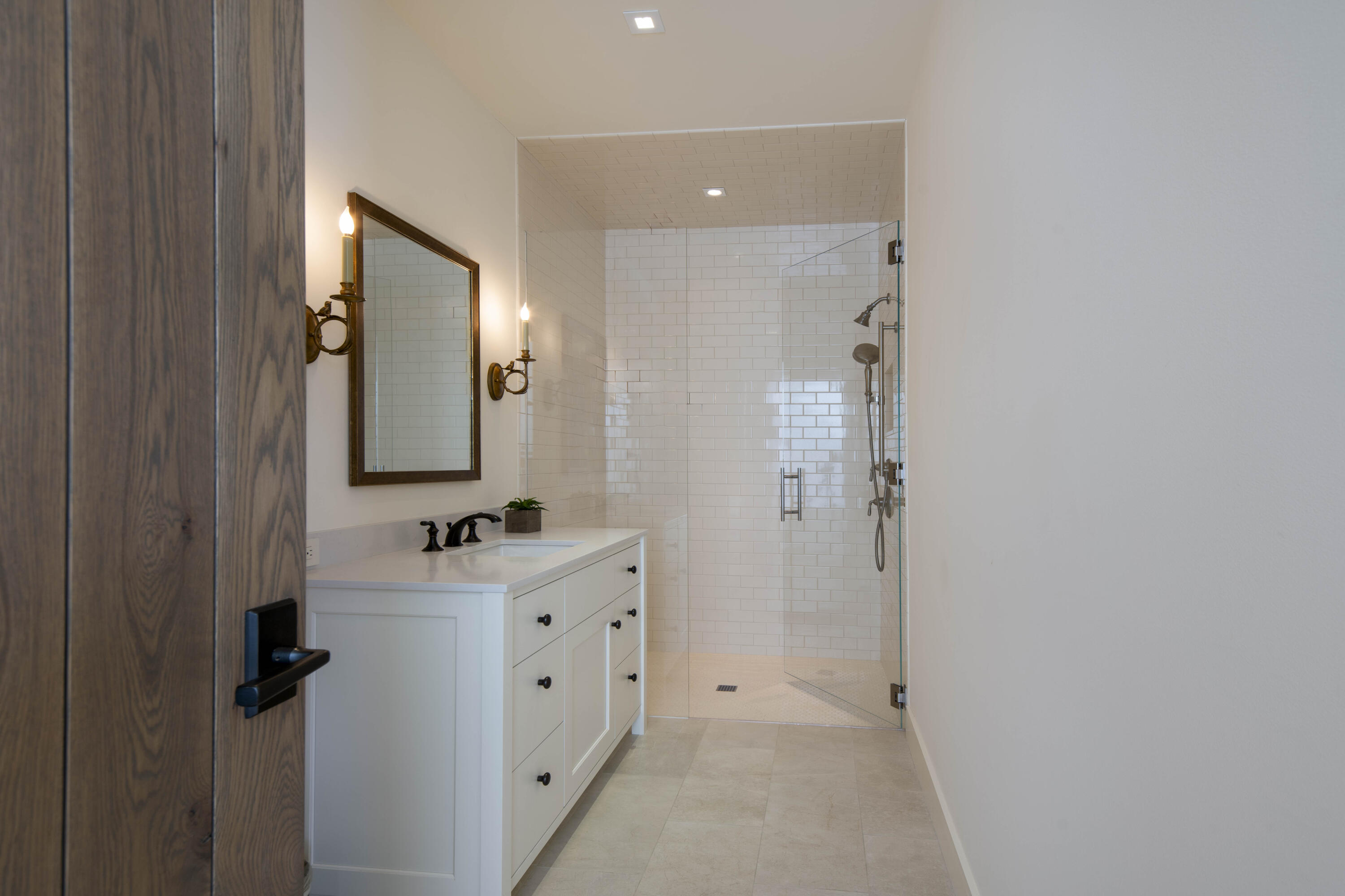 Blaine County, Idaho 83340, United States, 3 Bedrooms Bedrooms, ,4 BathroomsBathrooms,Residential,Pending,64935