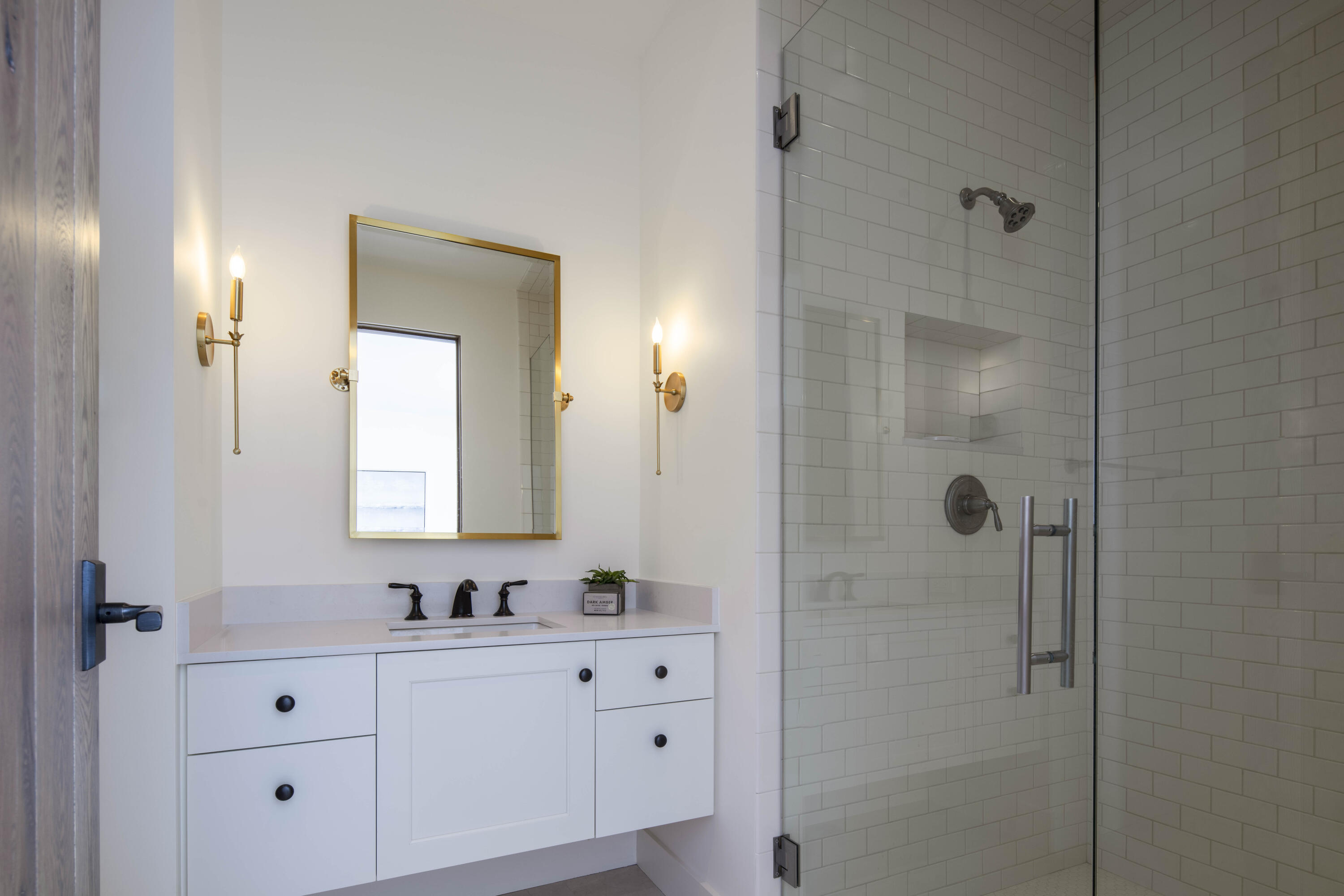 Blaine County, Idaho 83340, United States, 3 Bedrooms Bedrooms, ,4 BathroomsBathrooms,Residential,Pending,64935