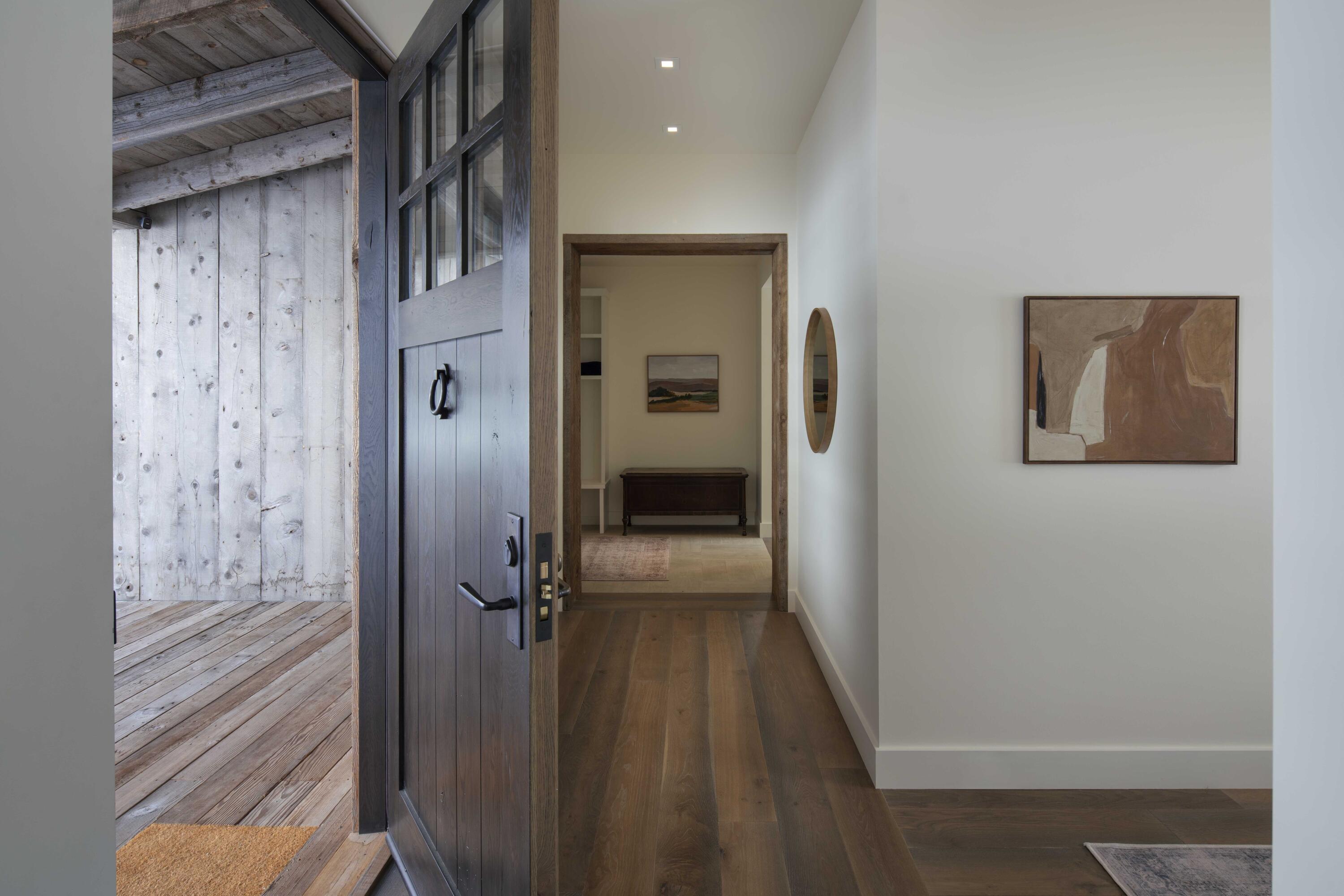 Blaine County, Idaho 83340, United States, 3 Bedrooms Bedrooms, ,4 BathroomsBathrooms,Residential,Pending,64935