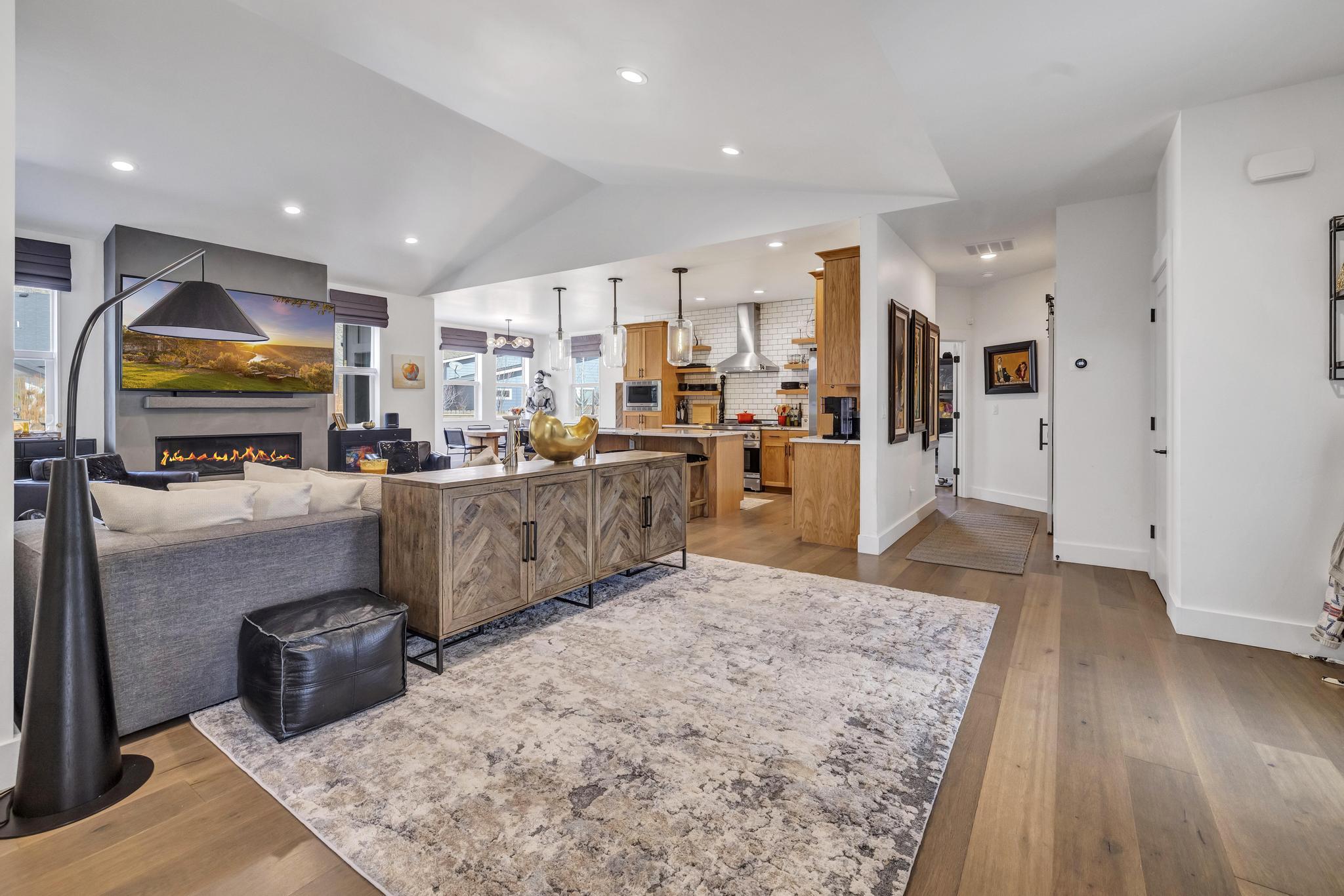 142 Cowcatcher Loop Loop, Bellevue, Idaho image 7