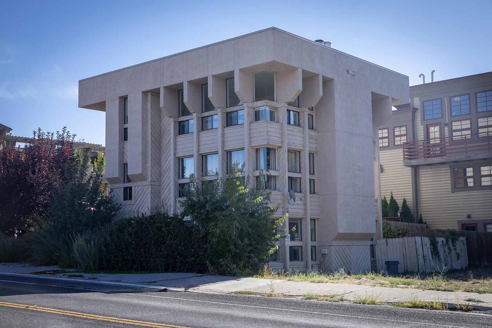 Hyperborean Building Side