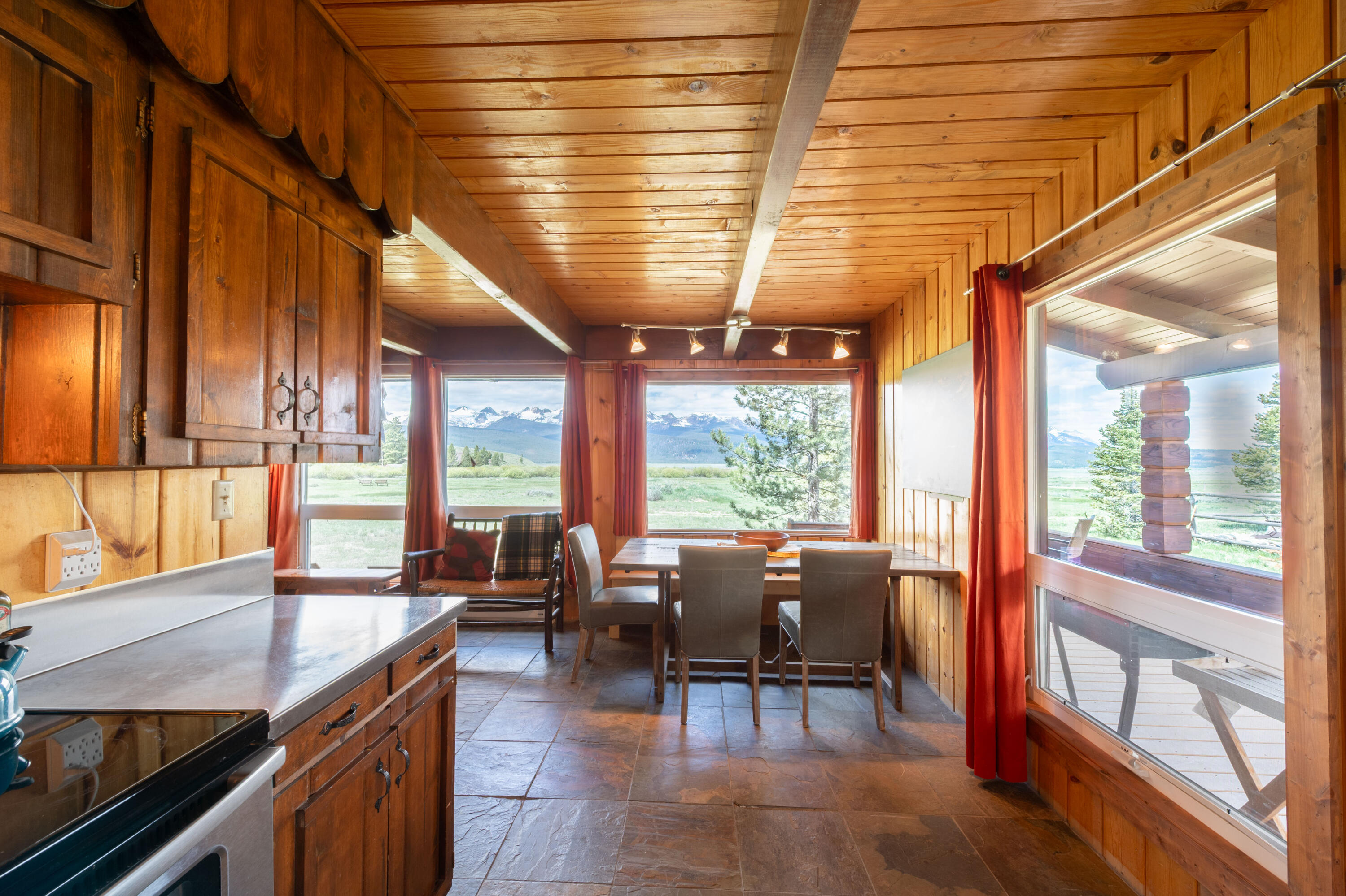 43 Fisher Creek Loop, Stanley, Idaho image 13