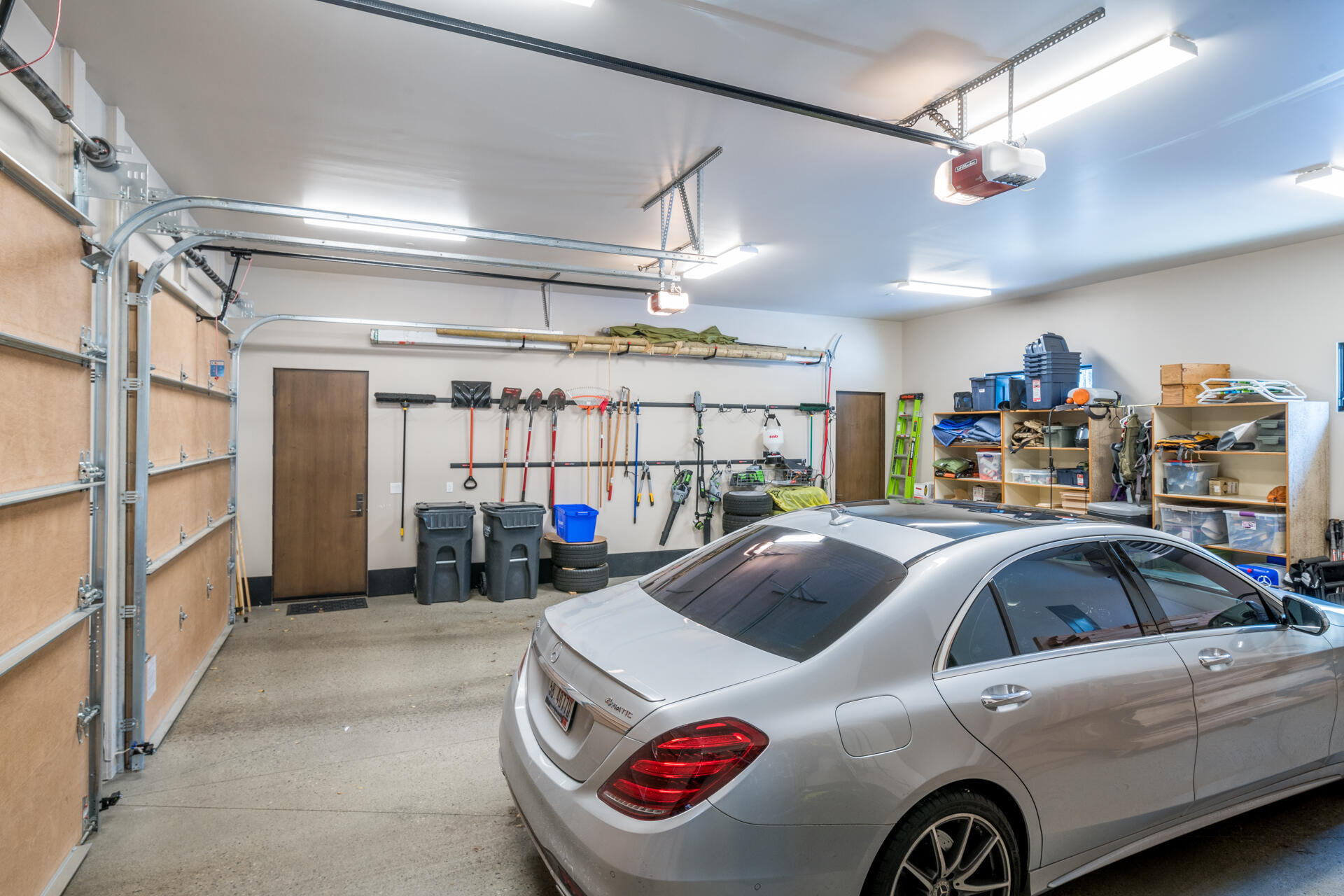 Blaine County, Idaho 83340, United States, 3 Bedrooms Bedrooms, ,4 BathroomsBathrooms,Residential,Pending,58118