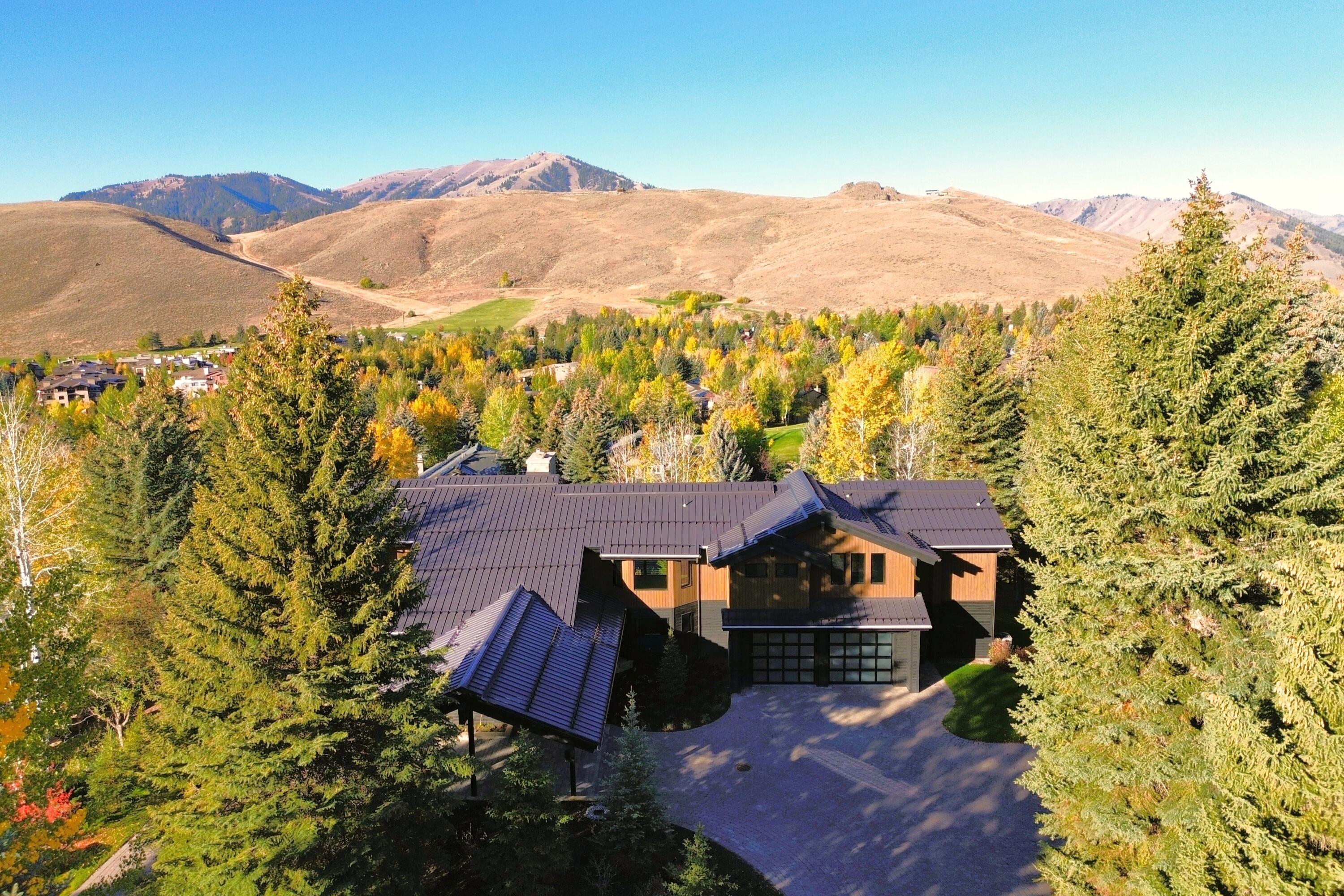Sun Valley, Idaho 83353, United States, 5 Bedrooms Bedrooms, ,5 BathroomsBathrooms,Residential,Active,181506