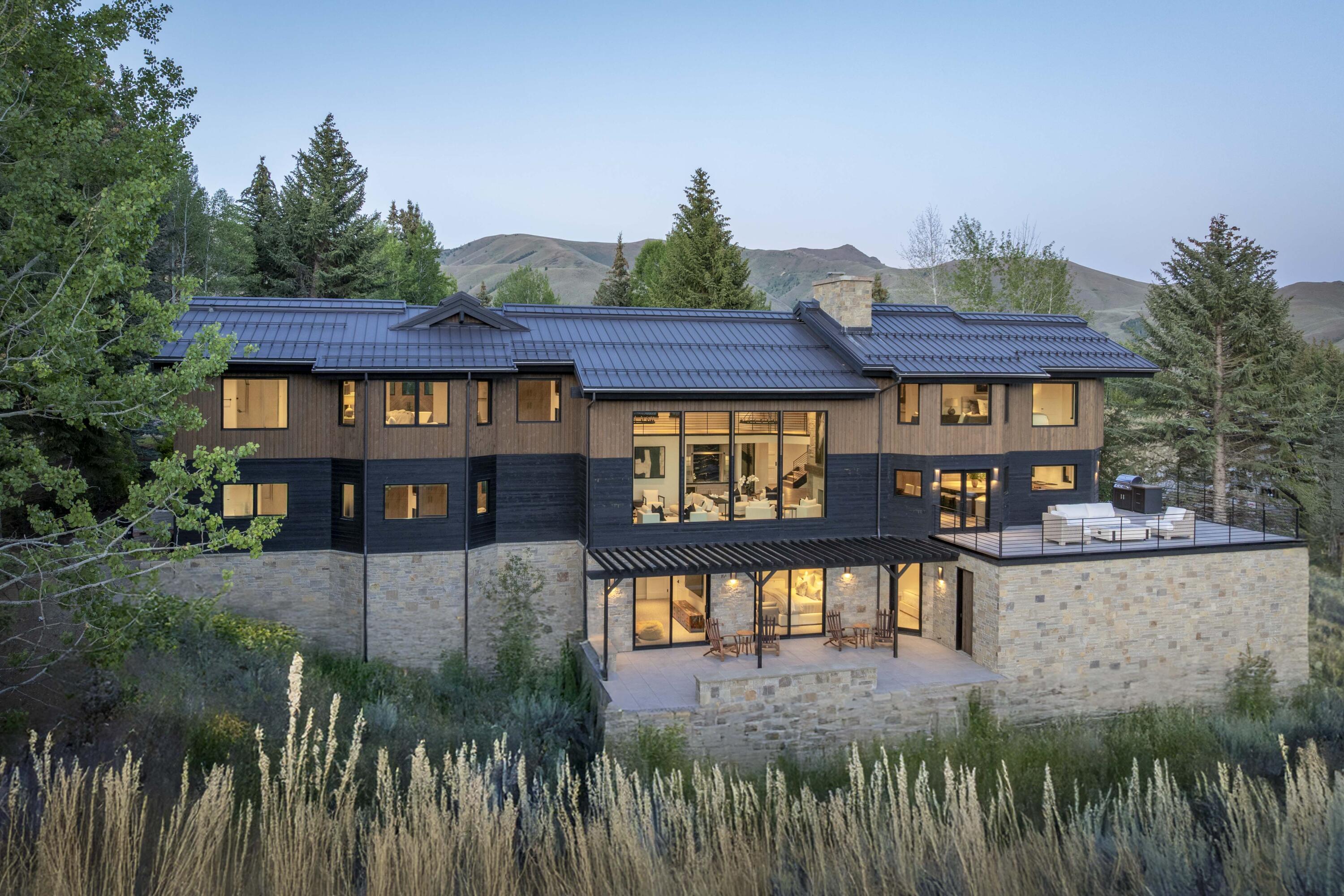 Sun Valley, Idaho 83353, United States, 5 Bedrooms Bedrooms, ,5 BathroomsBathrooms,Residential,Active,181506