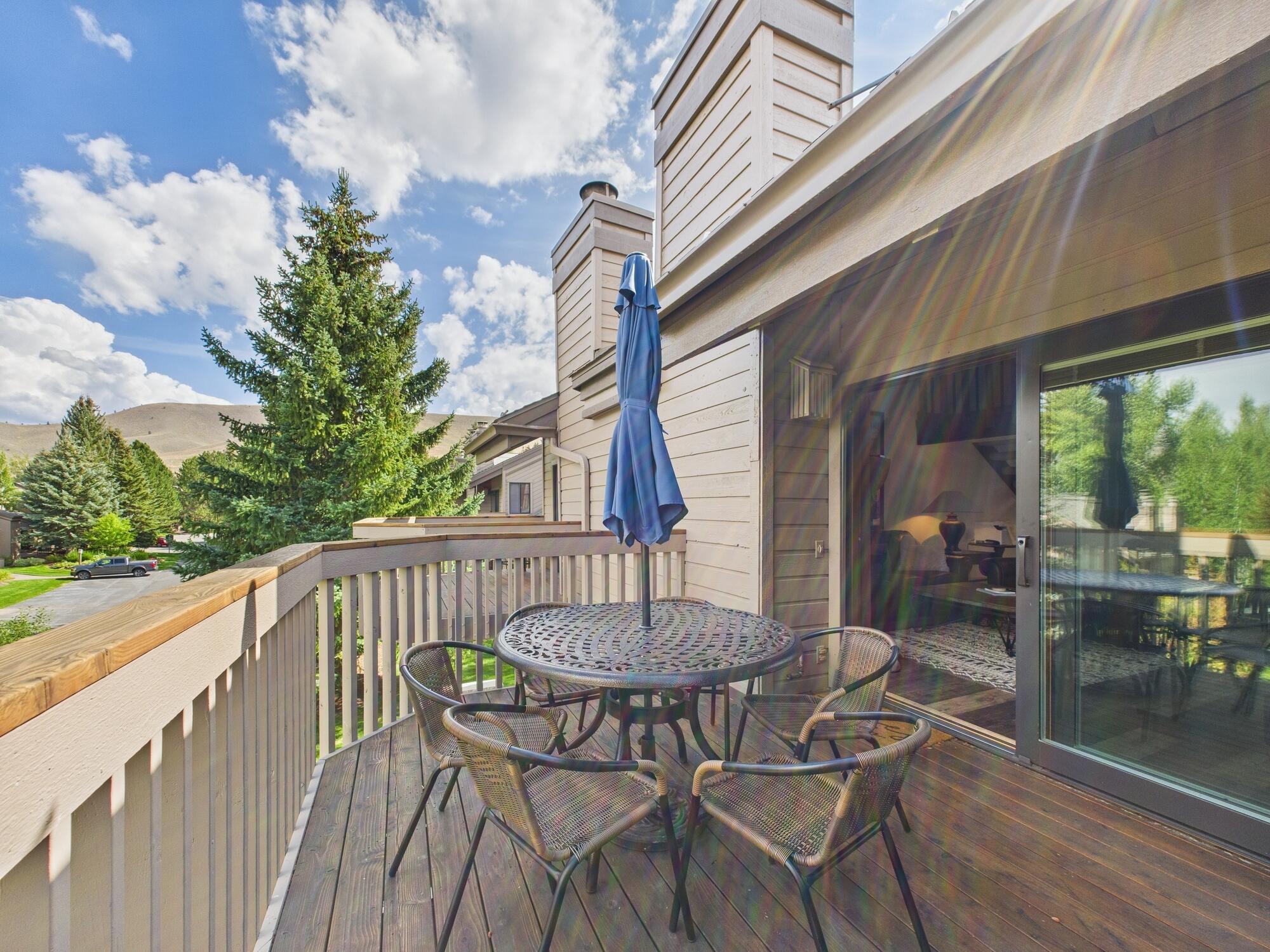 Deck off of living room