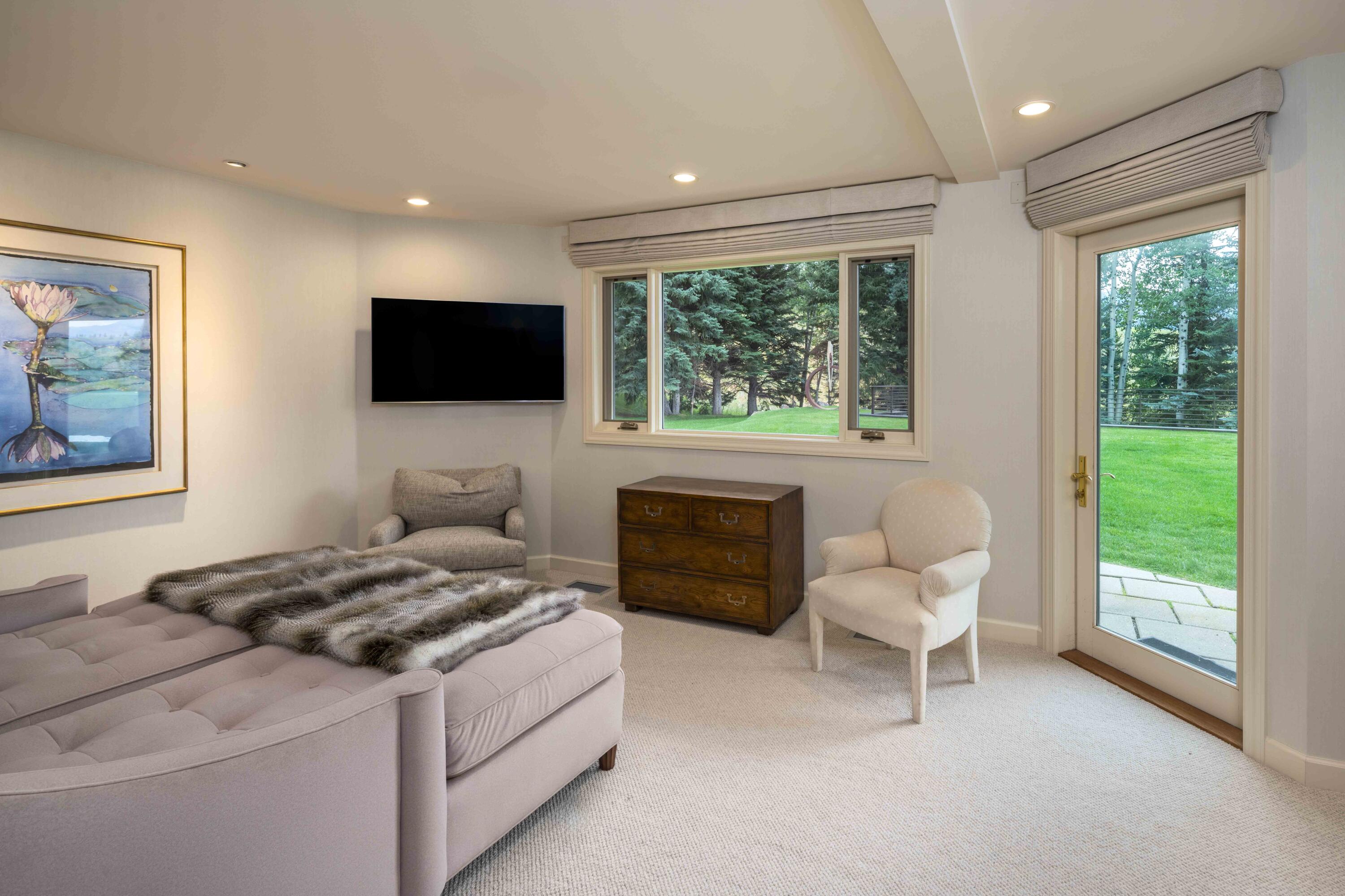 Opens to the Outdoors