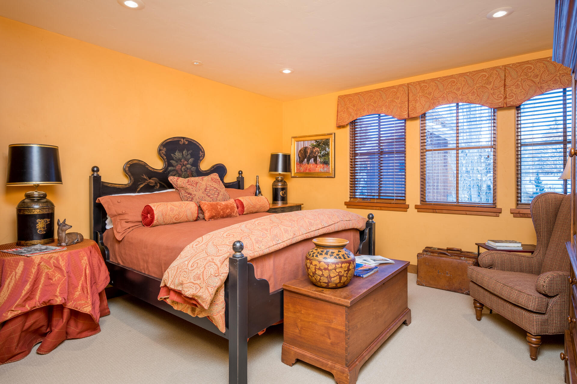 Ketchum, Idaho 83340, United States, 3 Bedrooms Bedrooms, ,4 BathroomsBathrooms,Residential,Pending,72584