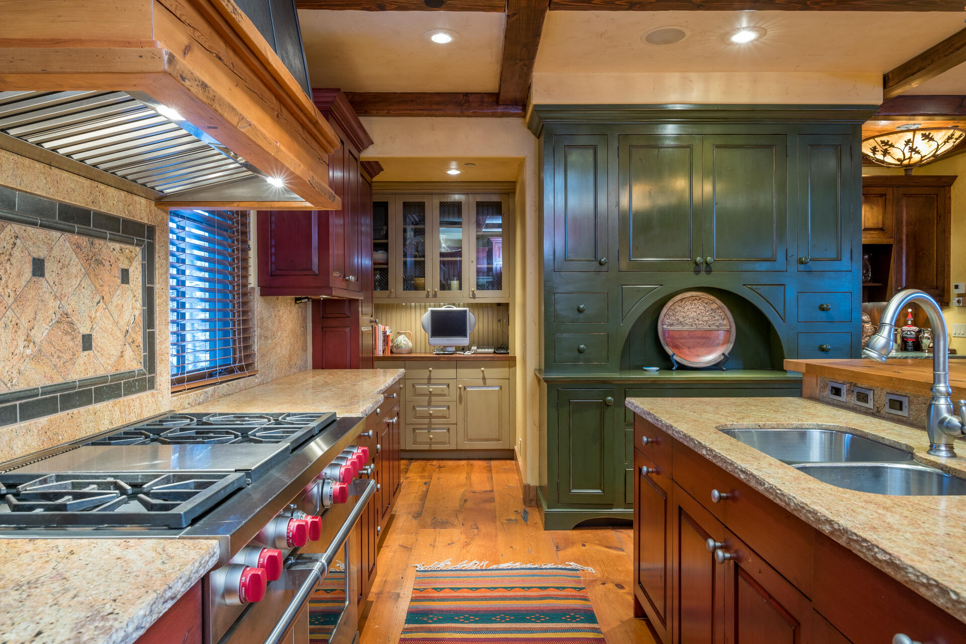 Ketchum, Idaho 83340, United States, 3 Bedrooms Bedrooms, ,4 BathroomsBathrooms,Residential,Pending,72584