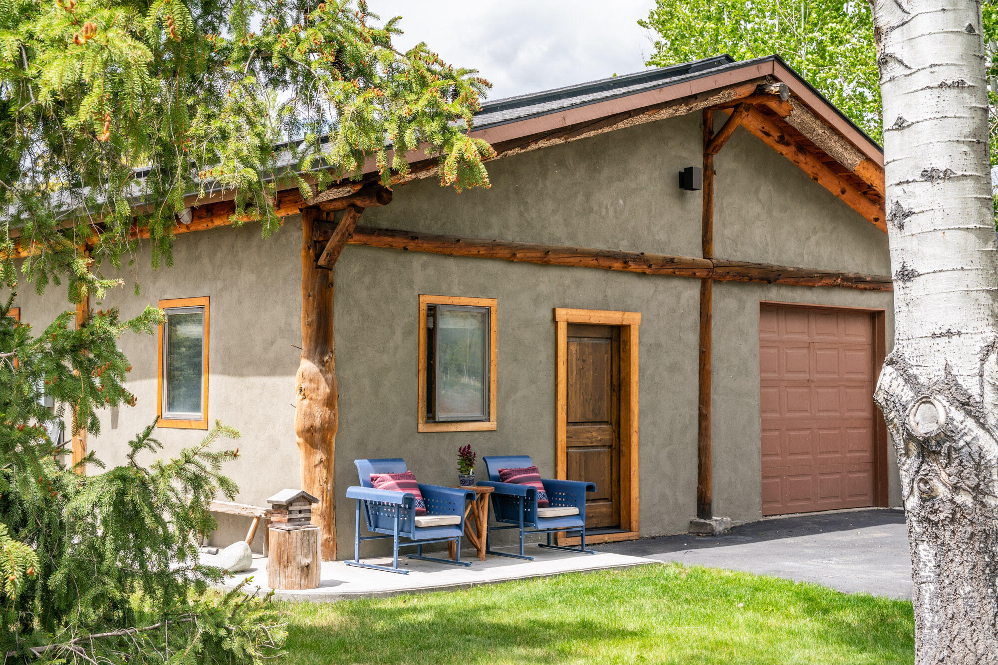 Studio & Shop Entrance