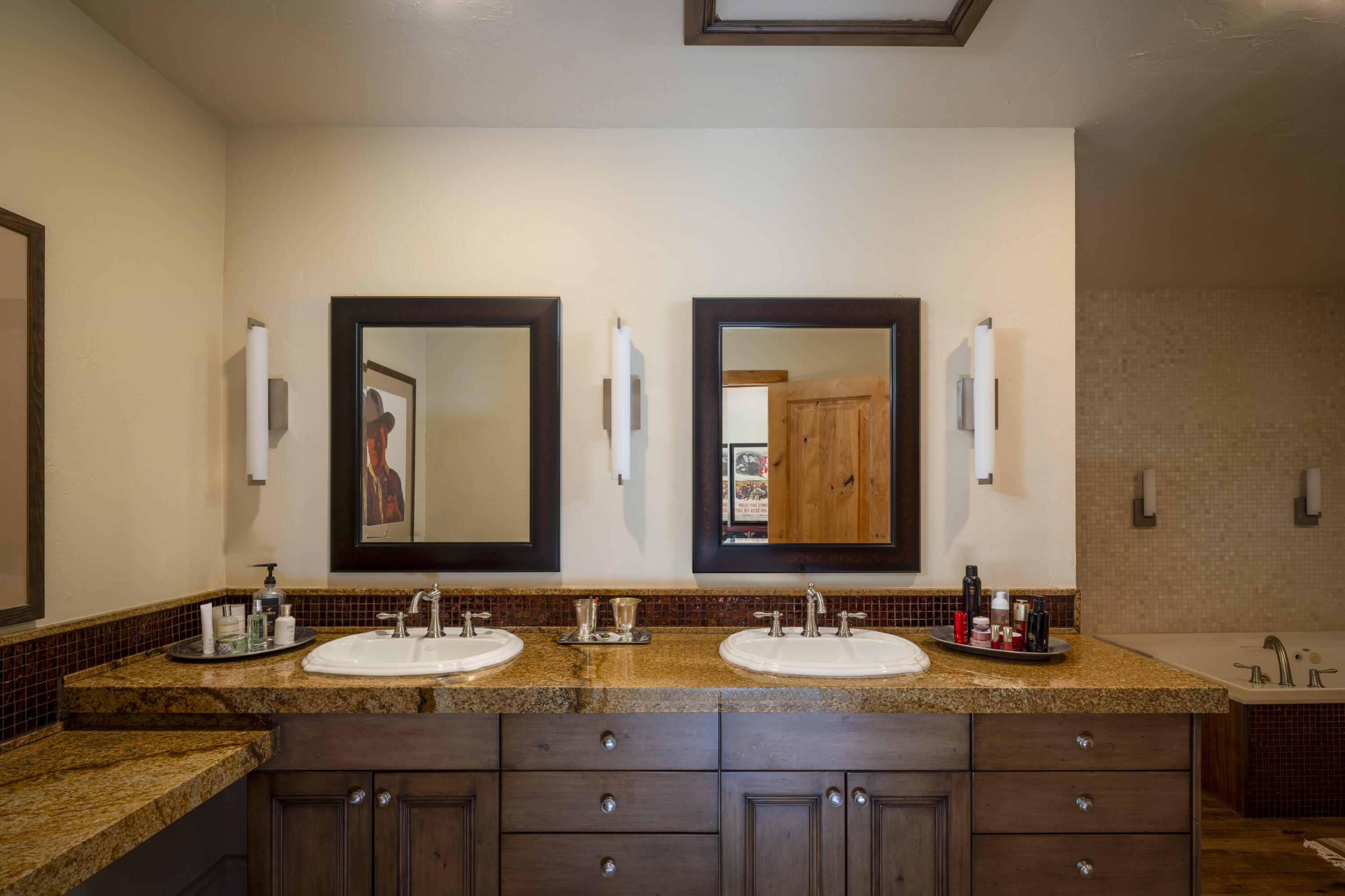 Bathroom - Primary Double Vanity