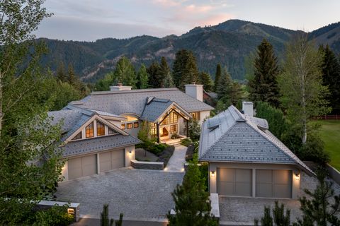 Photo of 671 Alpine Lane, Ketchum, ID 83340 (MLS # 25-333919)