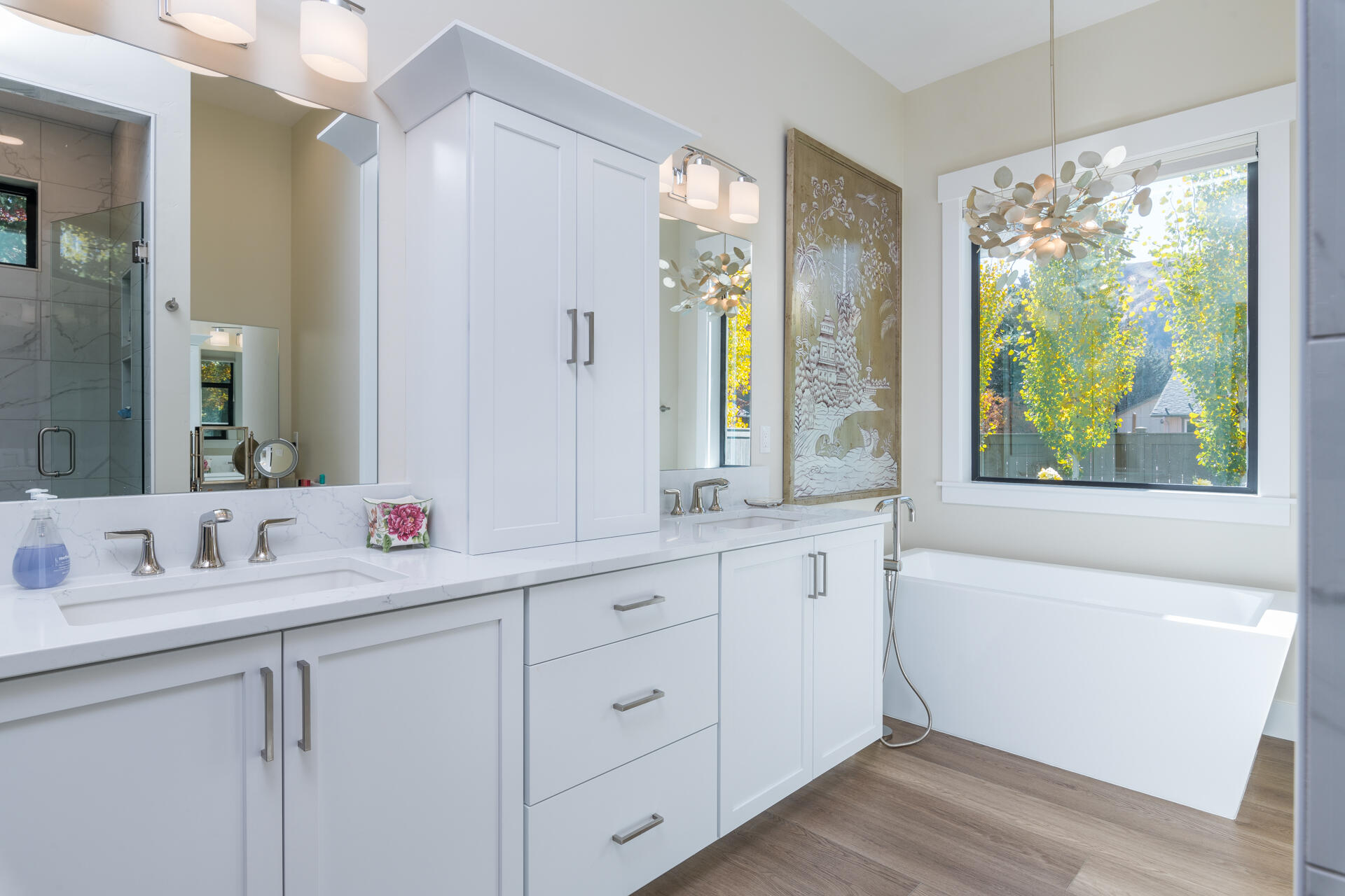 Hailey, Idaho 83333, United States, 3 Bedrooms Bedrooms, ,4 BathroomsBathrooms,Residential,Active,233088