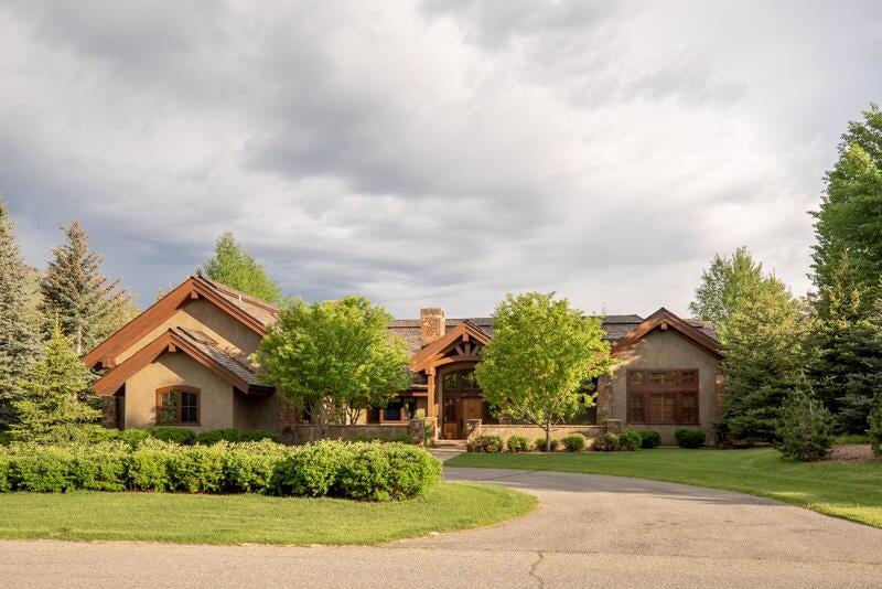 20180613161201901673000000-o