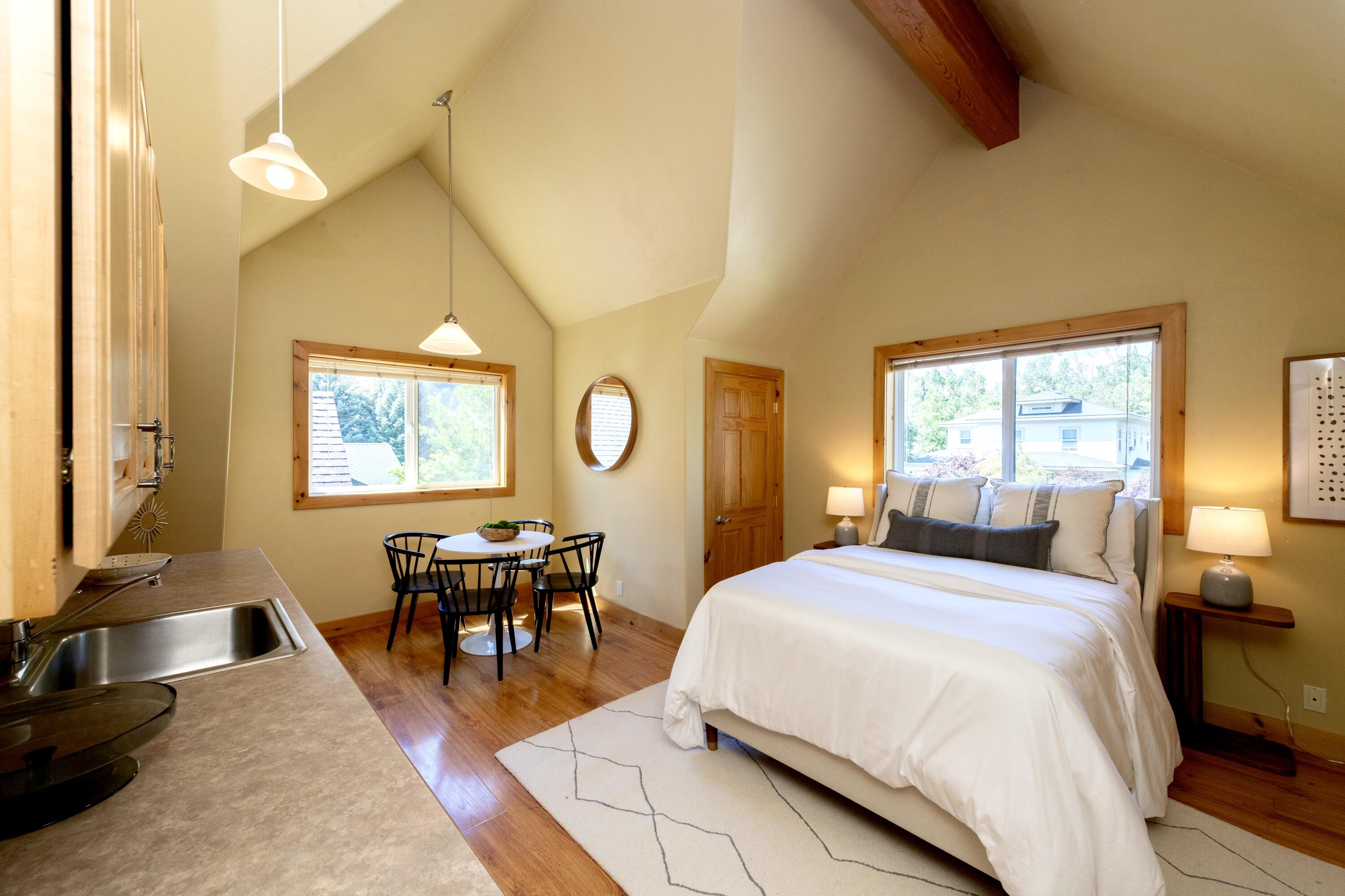 Hailey, Idaho 83333, United States, 4 Bedrooms Bedrooms, ,3 BathroomsBathrooms,Residential,Pending,192725