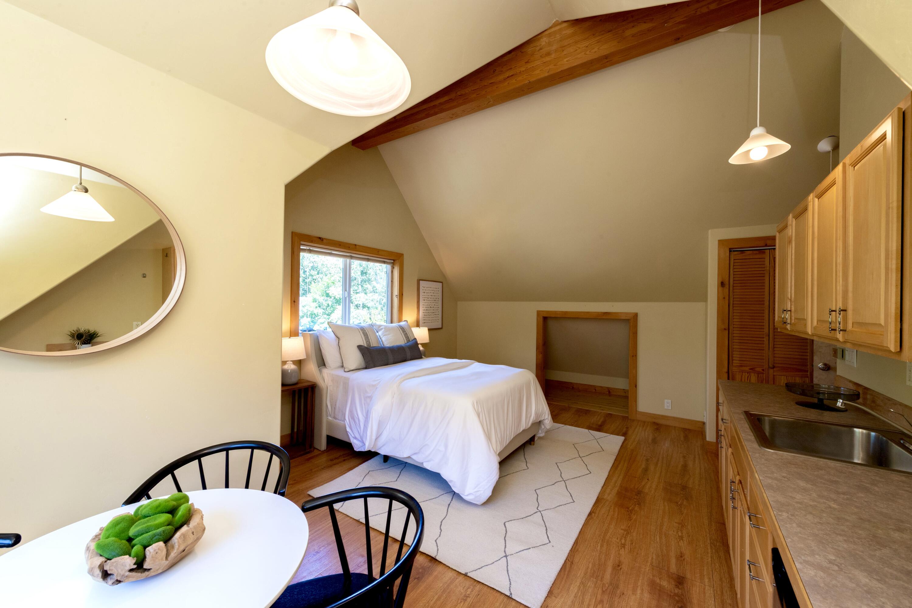 Hailey, Idaho 83333, United States, 4 Bedrooms Bedrooms, ,3 BathroomsBathrooms,Residential,Pending,192725