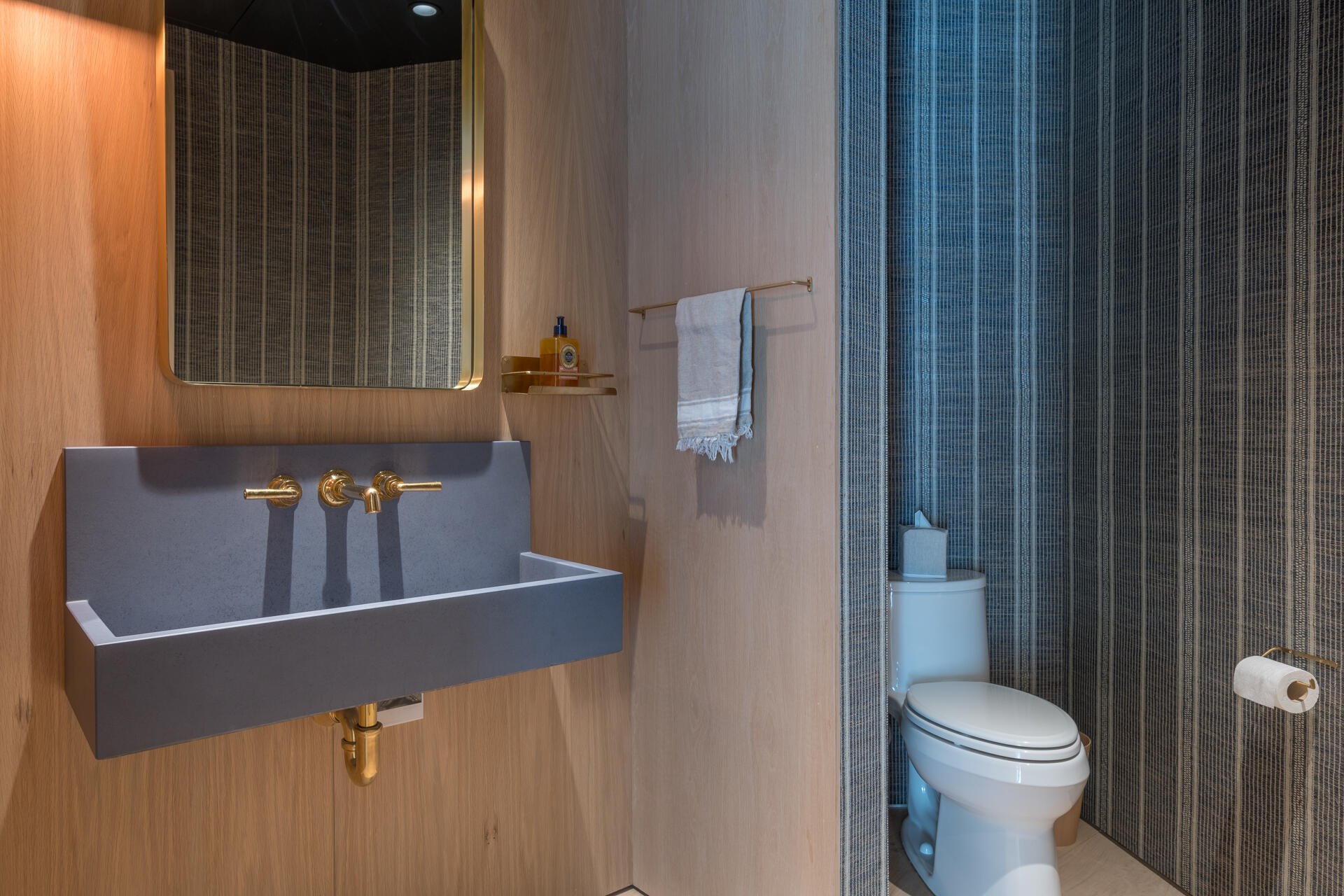 Powder Bath