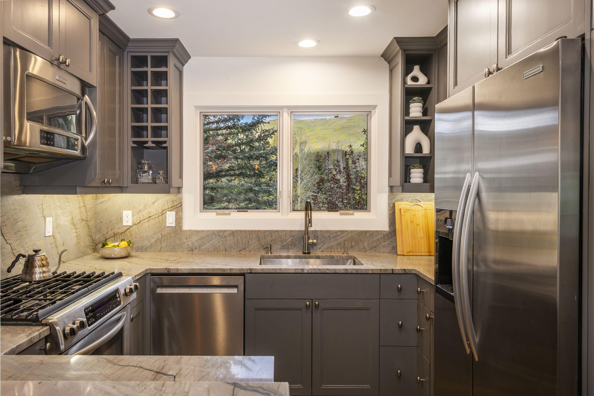 Sun Valley, Idaho 83353, United States, 3 Bedrooms Bedrooms, ,3 BathroomsBathrooms,Residential,Active,255489