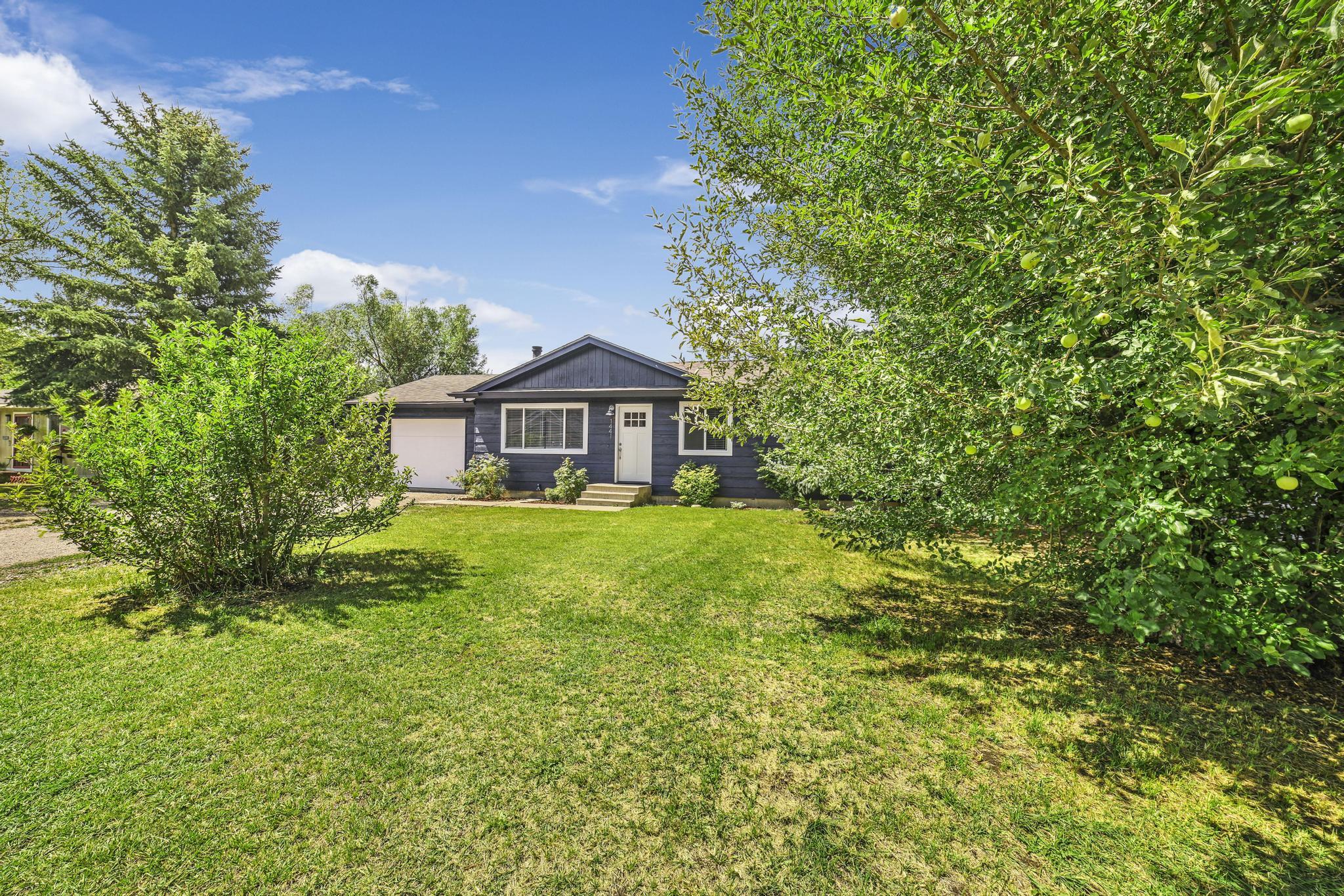 Hailey, Idaho 83333, United States, 3 Bedrooms Bedrooms, ,1 BathroomBathrooms,Residential,Pending,48202