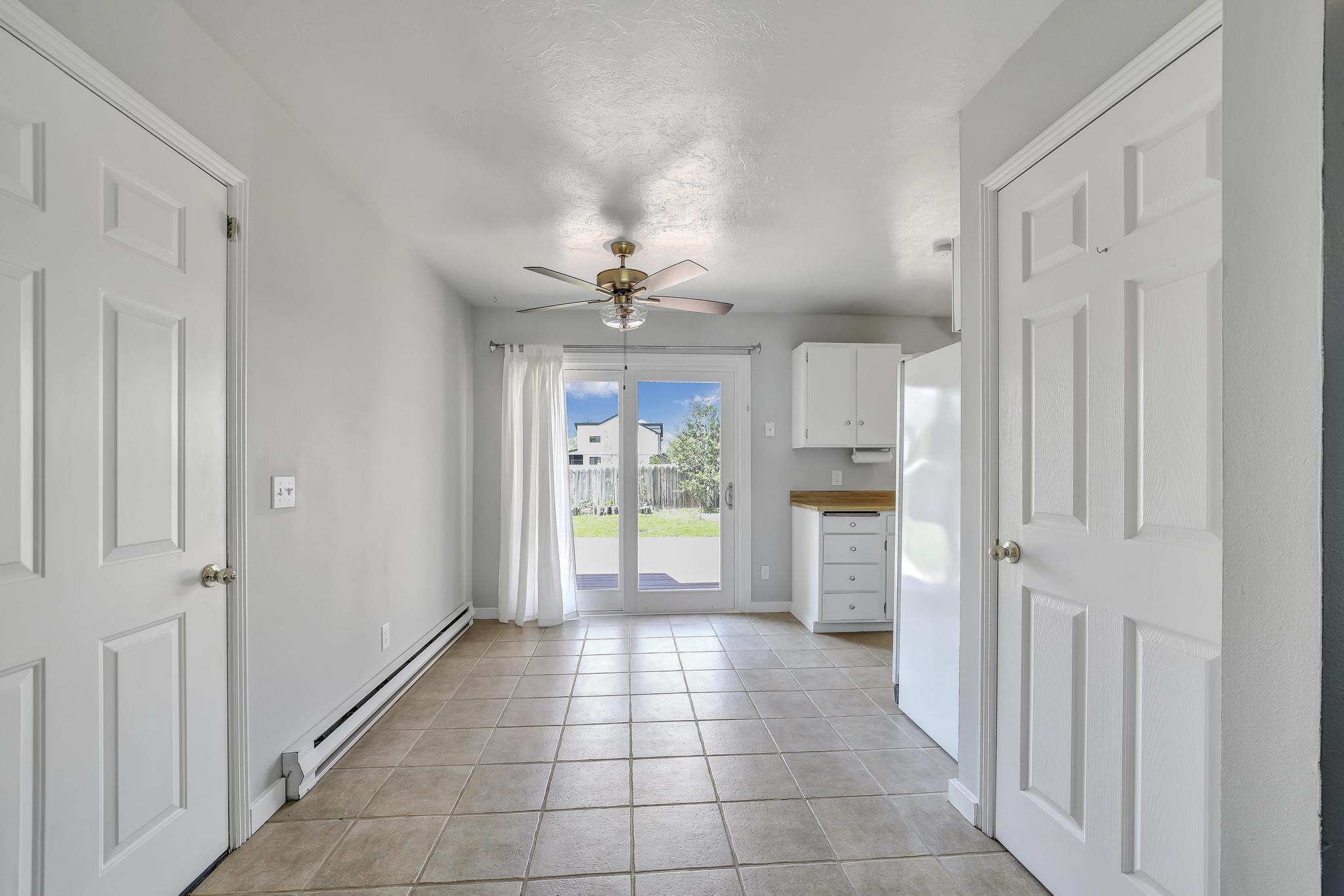 Hailey, Idaho 83333, United States, 3 Bedrooms Bedrooms, ,1 BathroomBathrooms,Residential,Pending,48202