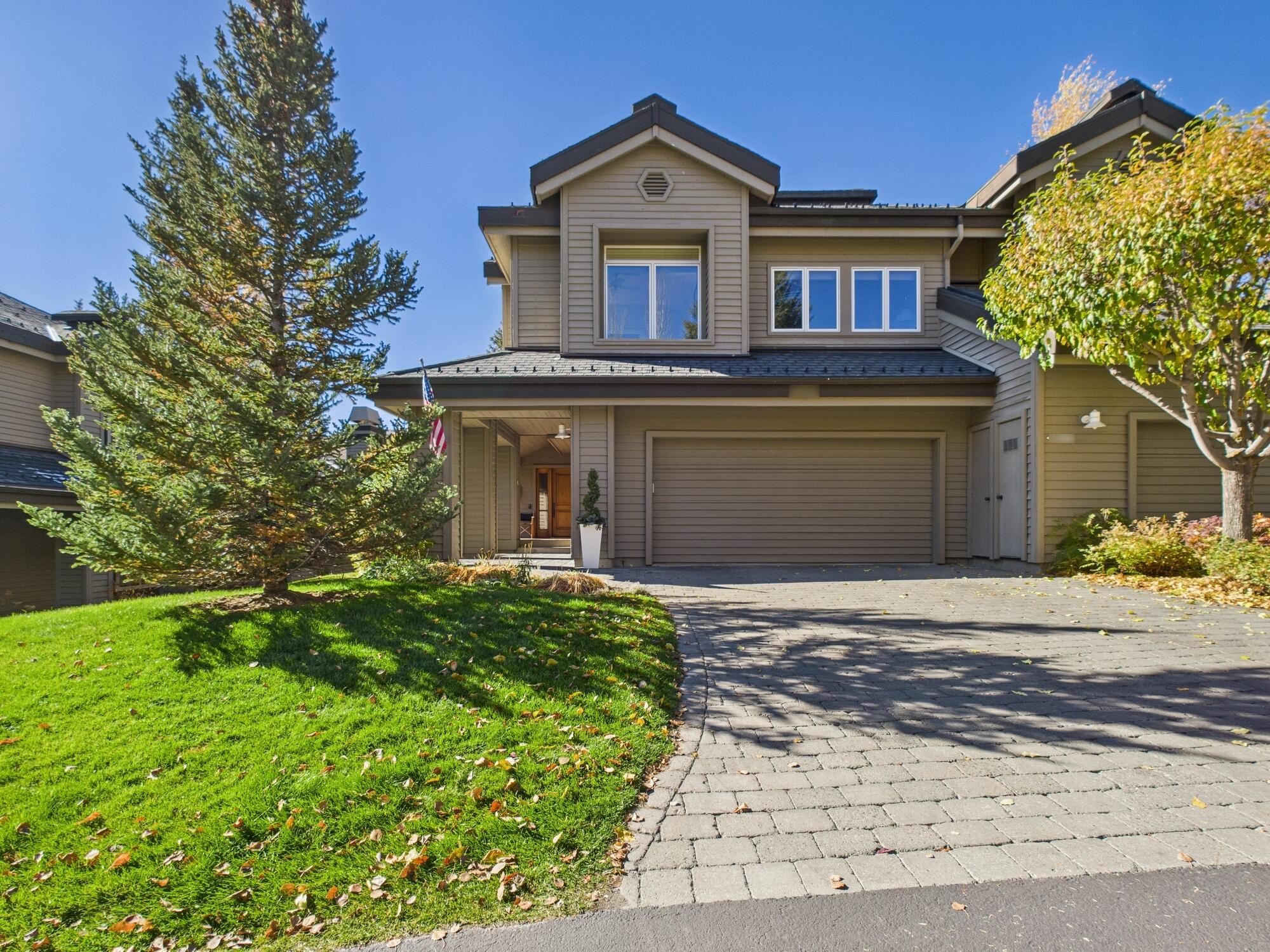 CAM01726G0-PR0779-STILL057