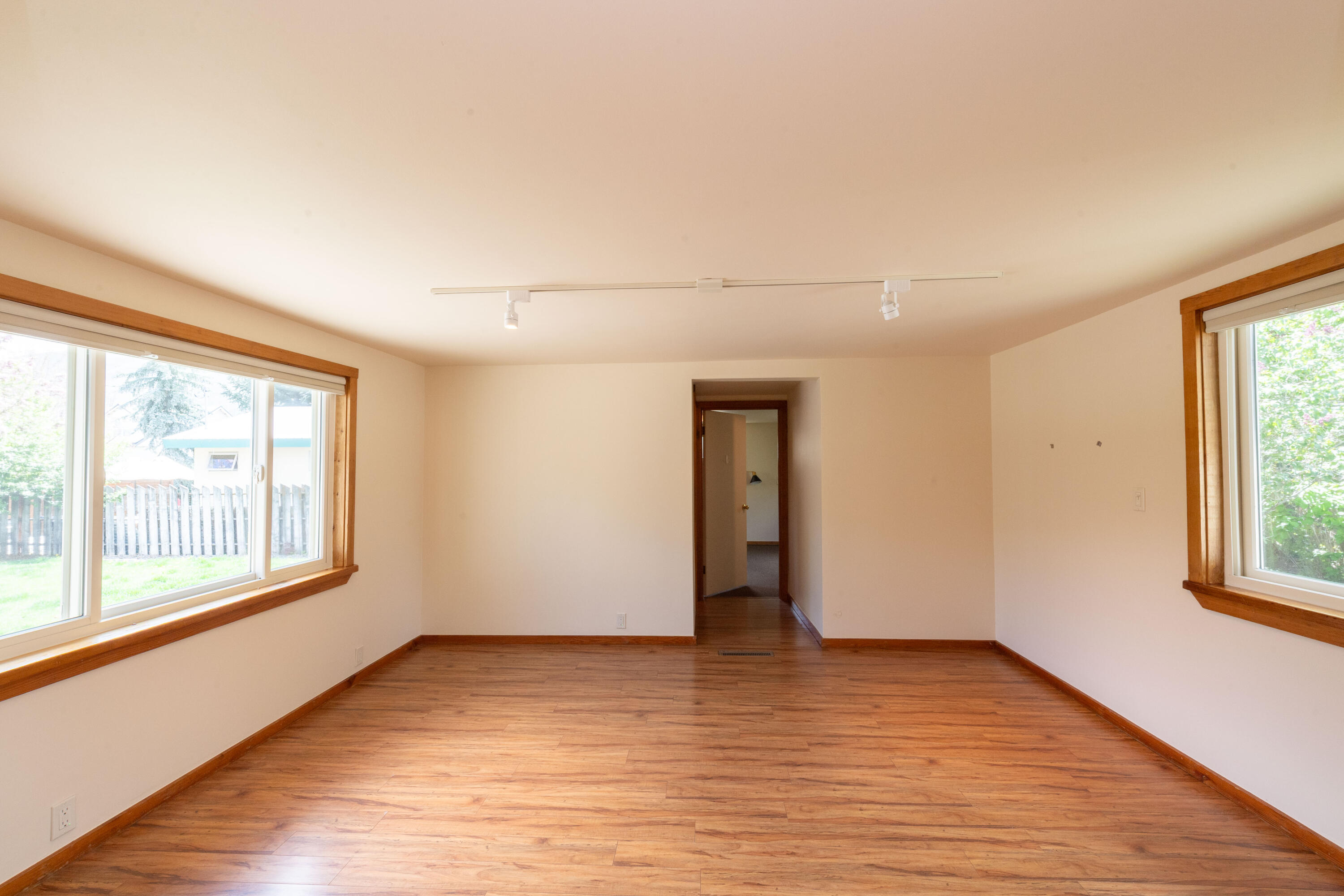 312 N 3rd St, Bellevue, Idaho image 11