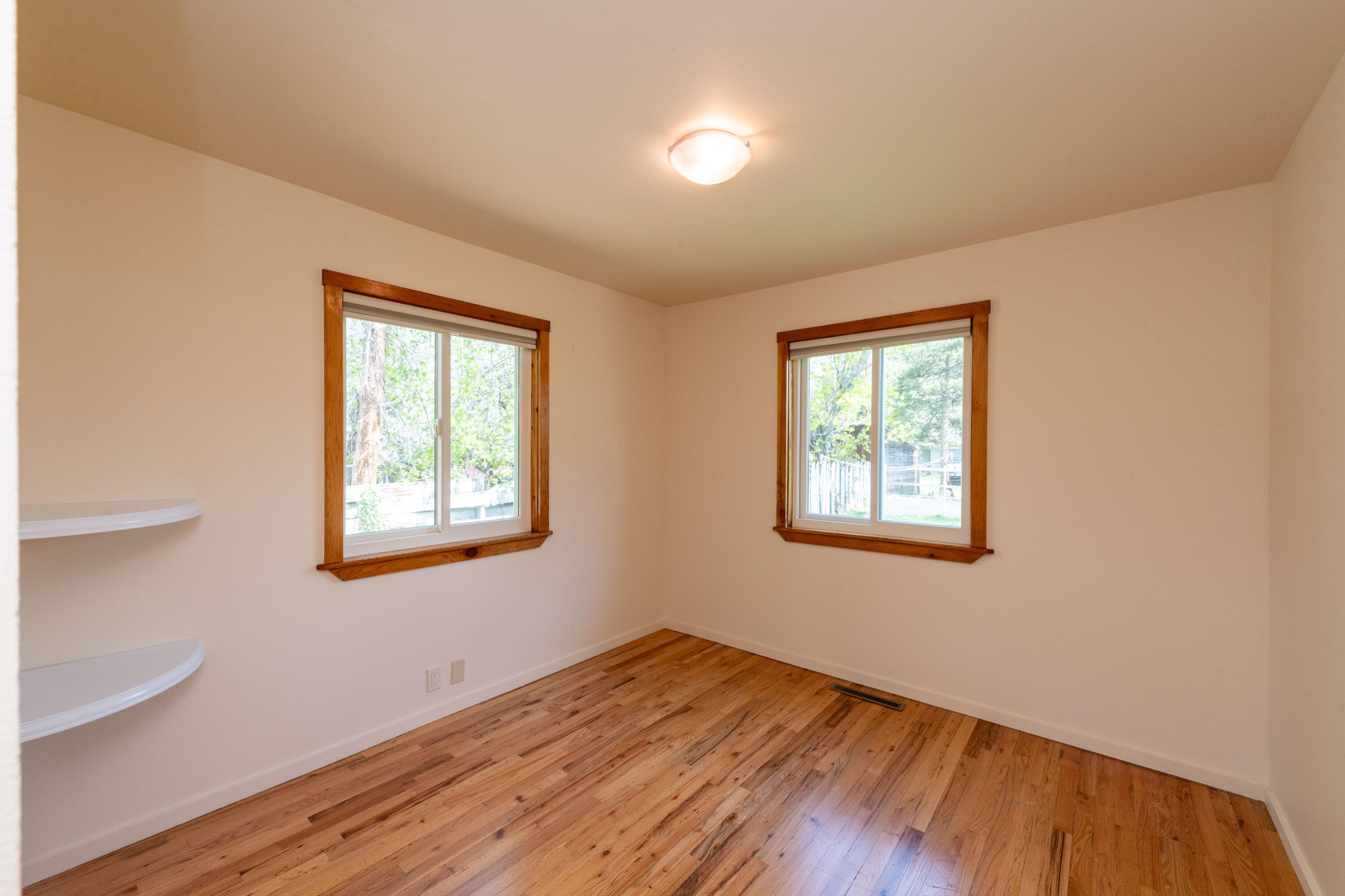 312 N 3rd St, Bellevue, Idaho image 16