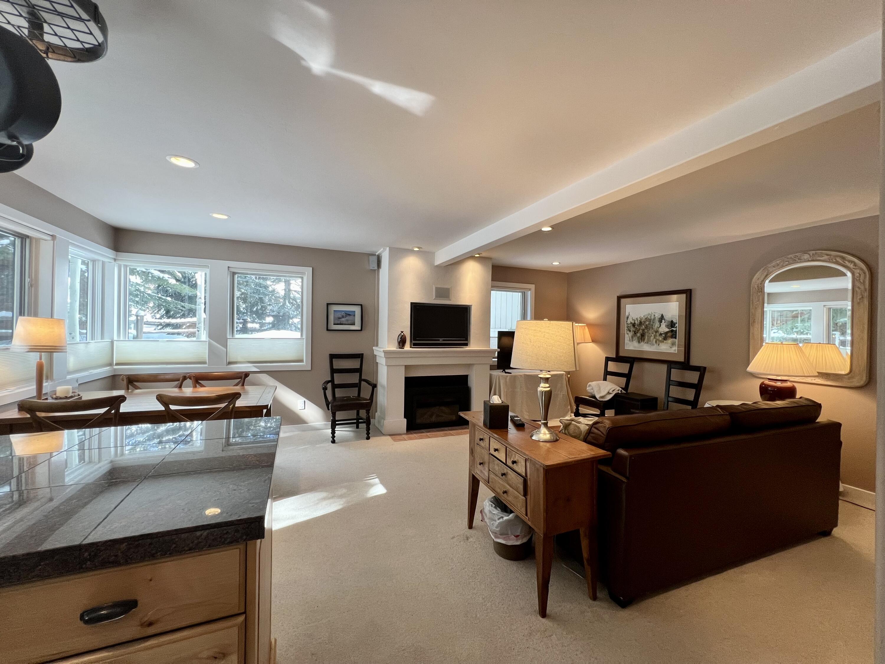 315 Skiway Dr # 118, Ketchum, Idaho image 2