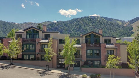 Condo For Sale - 631 N Washington Ave #303<br/> Ketchum, ID 83340