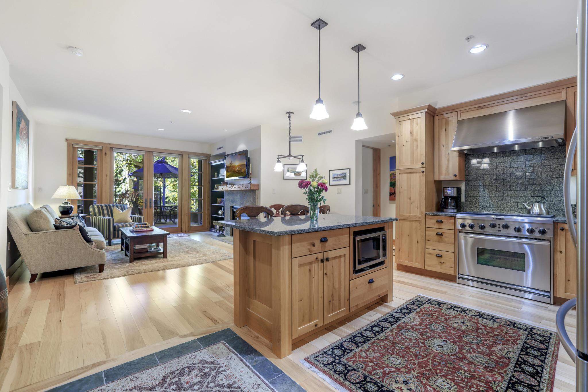 Sun Valley, Idaho 83353, United States, 2 Bedrooms Bedrooms, ,2 BathroomsBathrooms,Residential,Active,229078