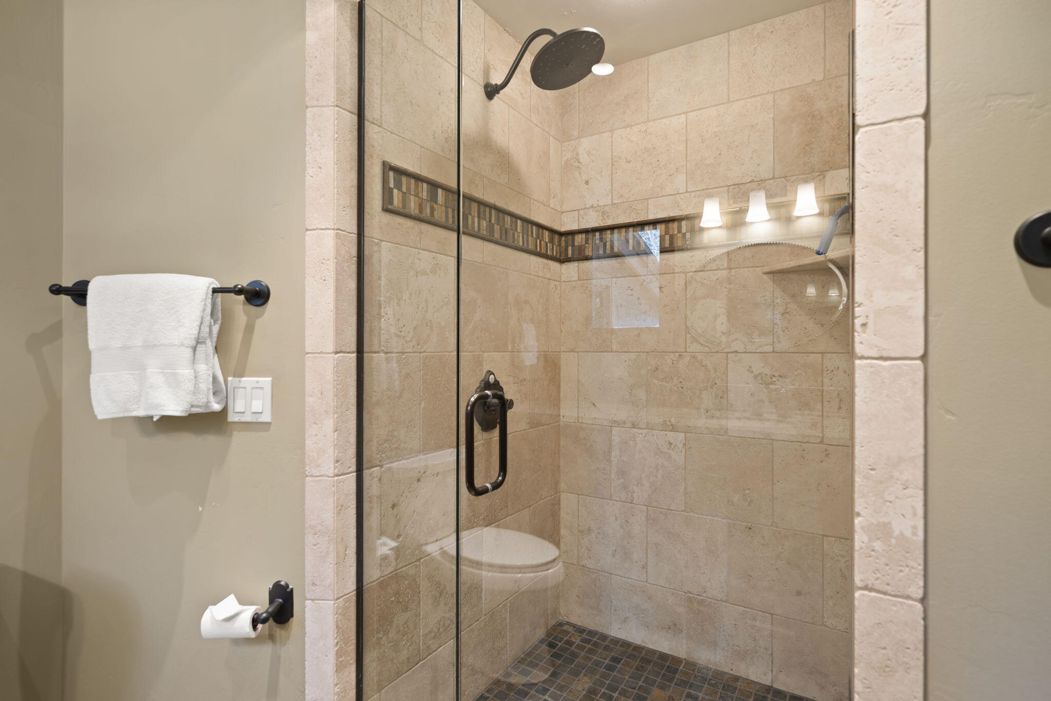 Primary shower