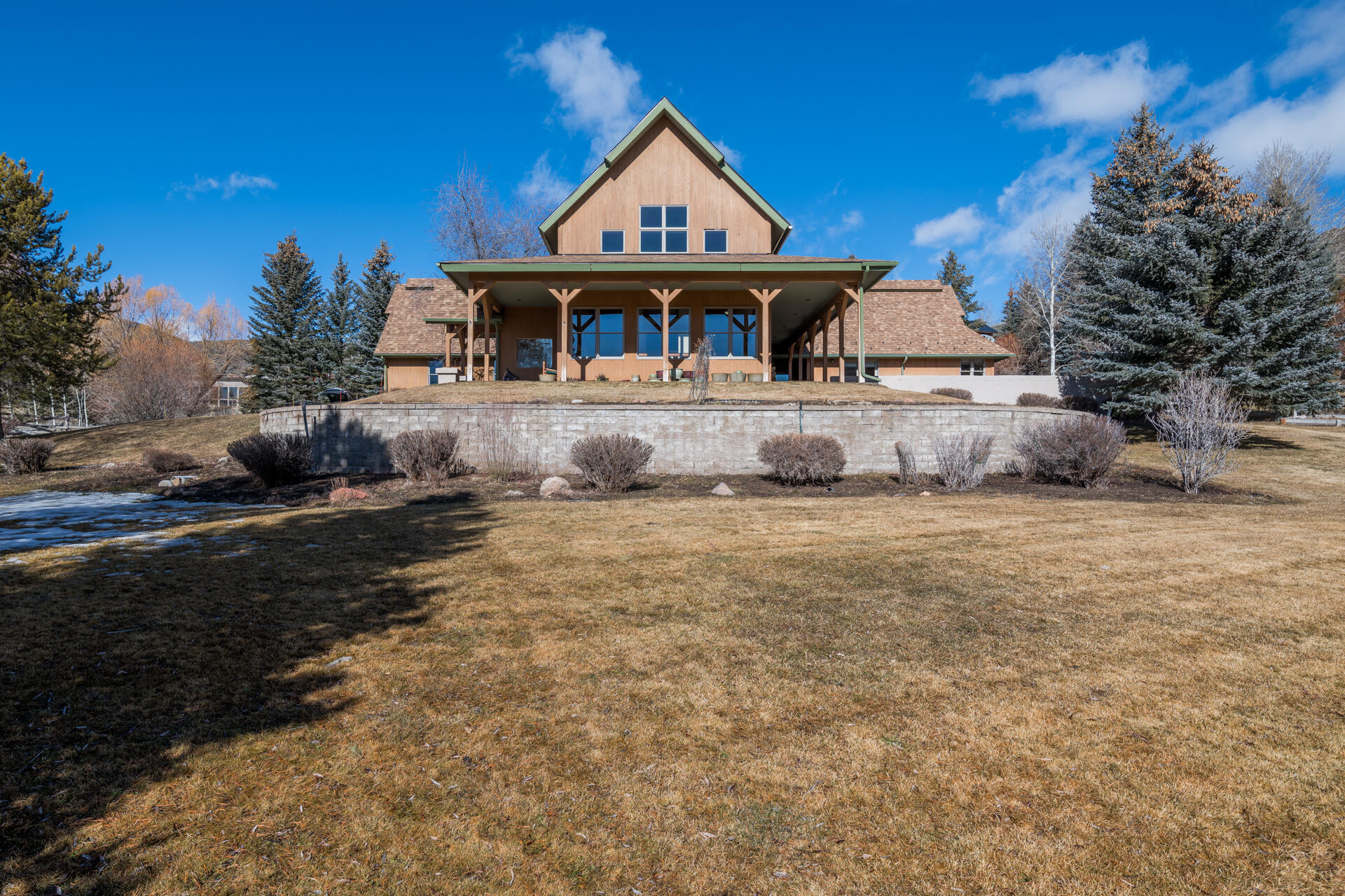 102 Sitting Bull Dr.