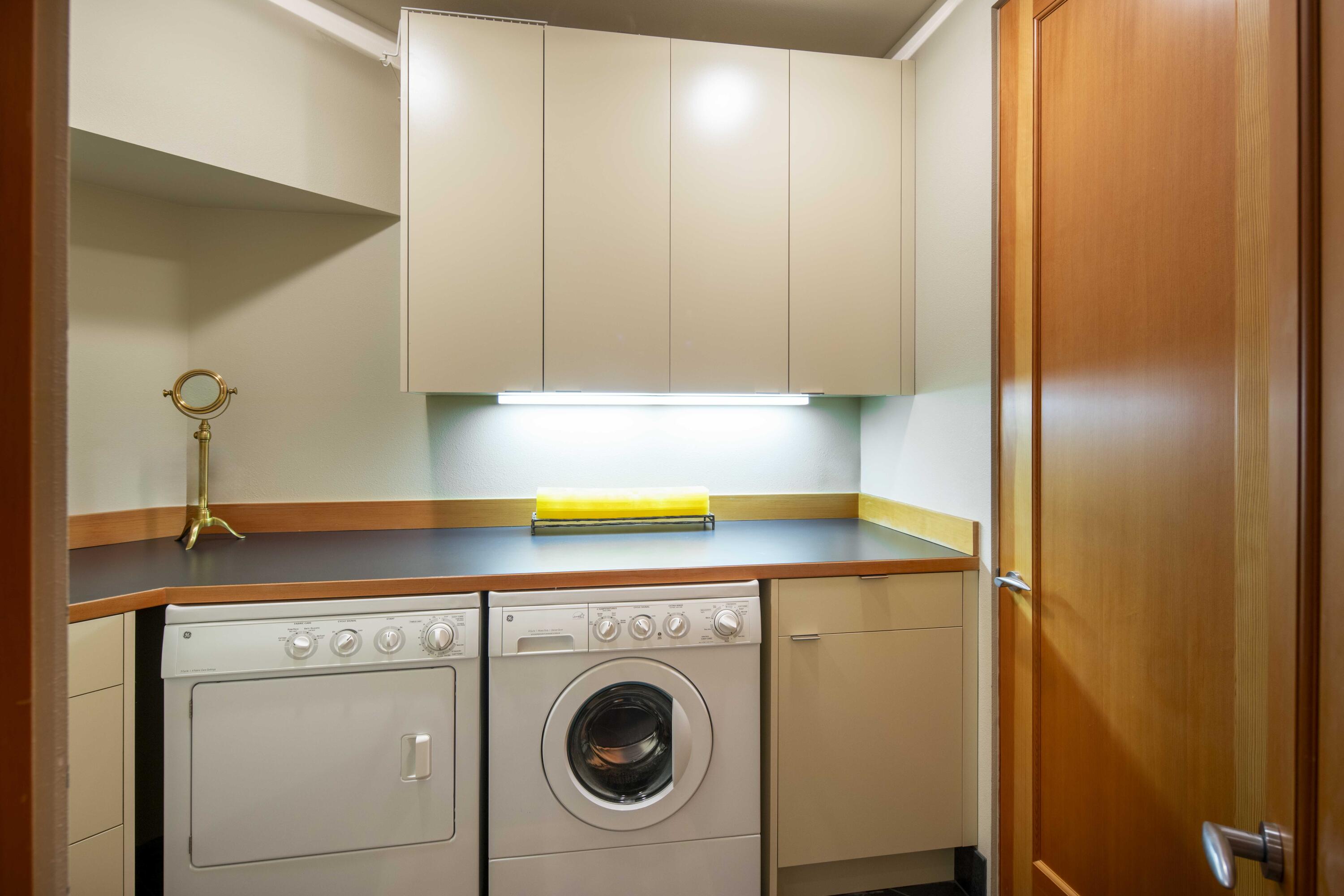 Ketchum, Idaho 83340, United States, 4 Bedrooms Bedrooms, ,4 BathroomsBathrooms,Residential,Pending,25642