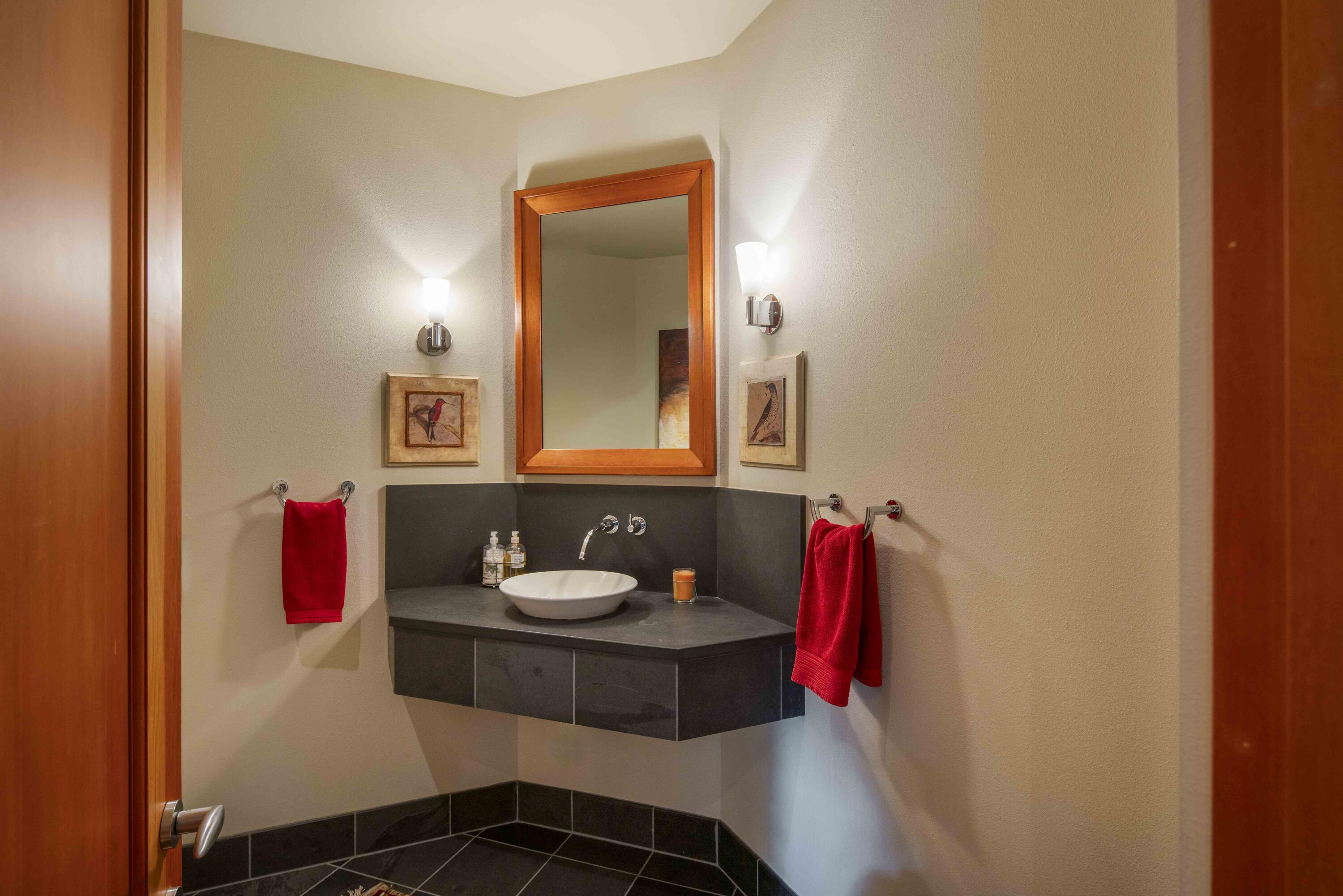 Ketchum, Idaho 83340, United States, 4 Bedrooms Bedrooms, ,4 BathroomsBathrooms,Residential,Pending,25642