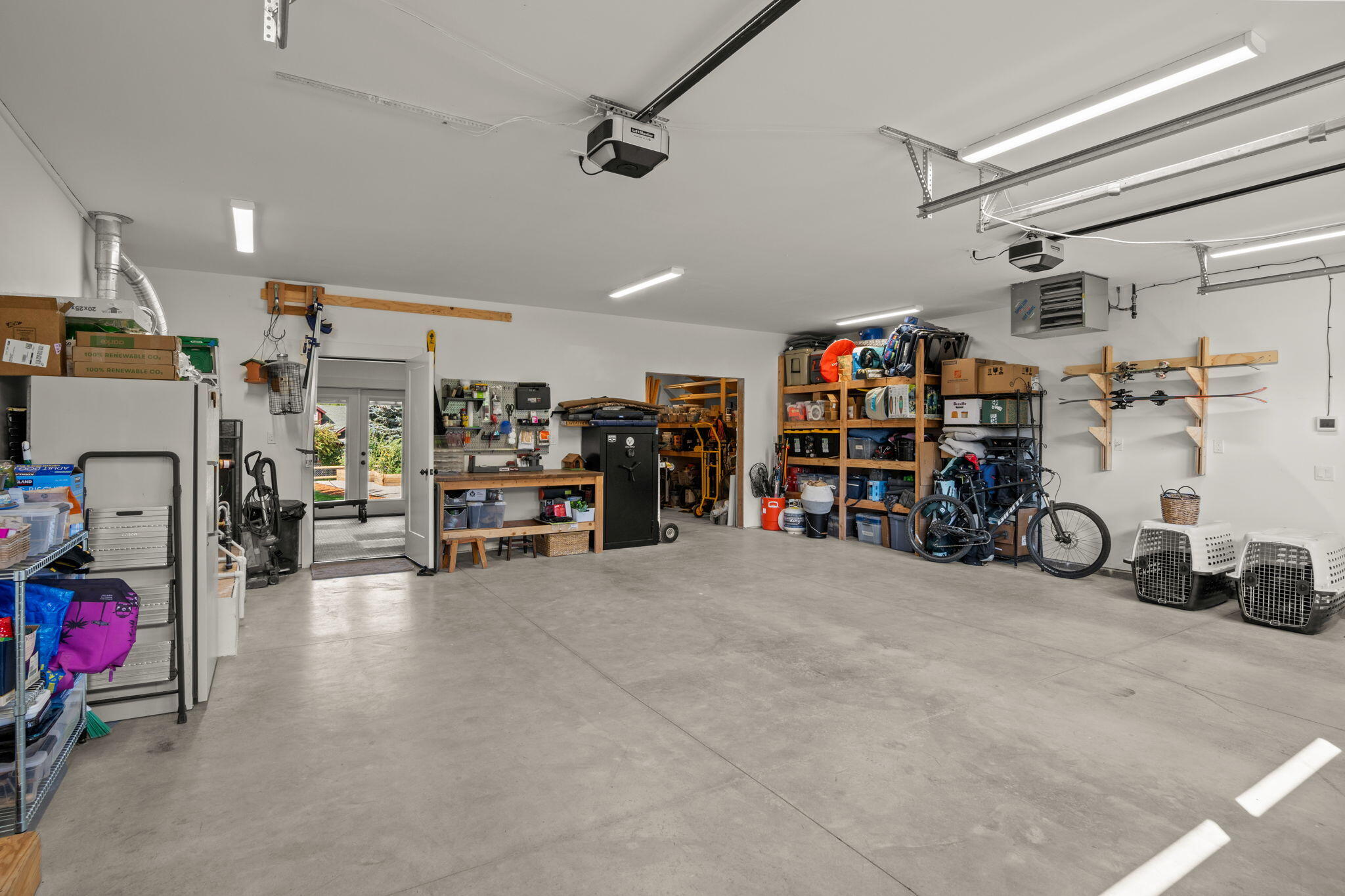 Hailey, Idaho 83333, United States, 5 Bedrooms Bedrooms, ,4 BathroomsBathrooms,Residential,Pending,212207