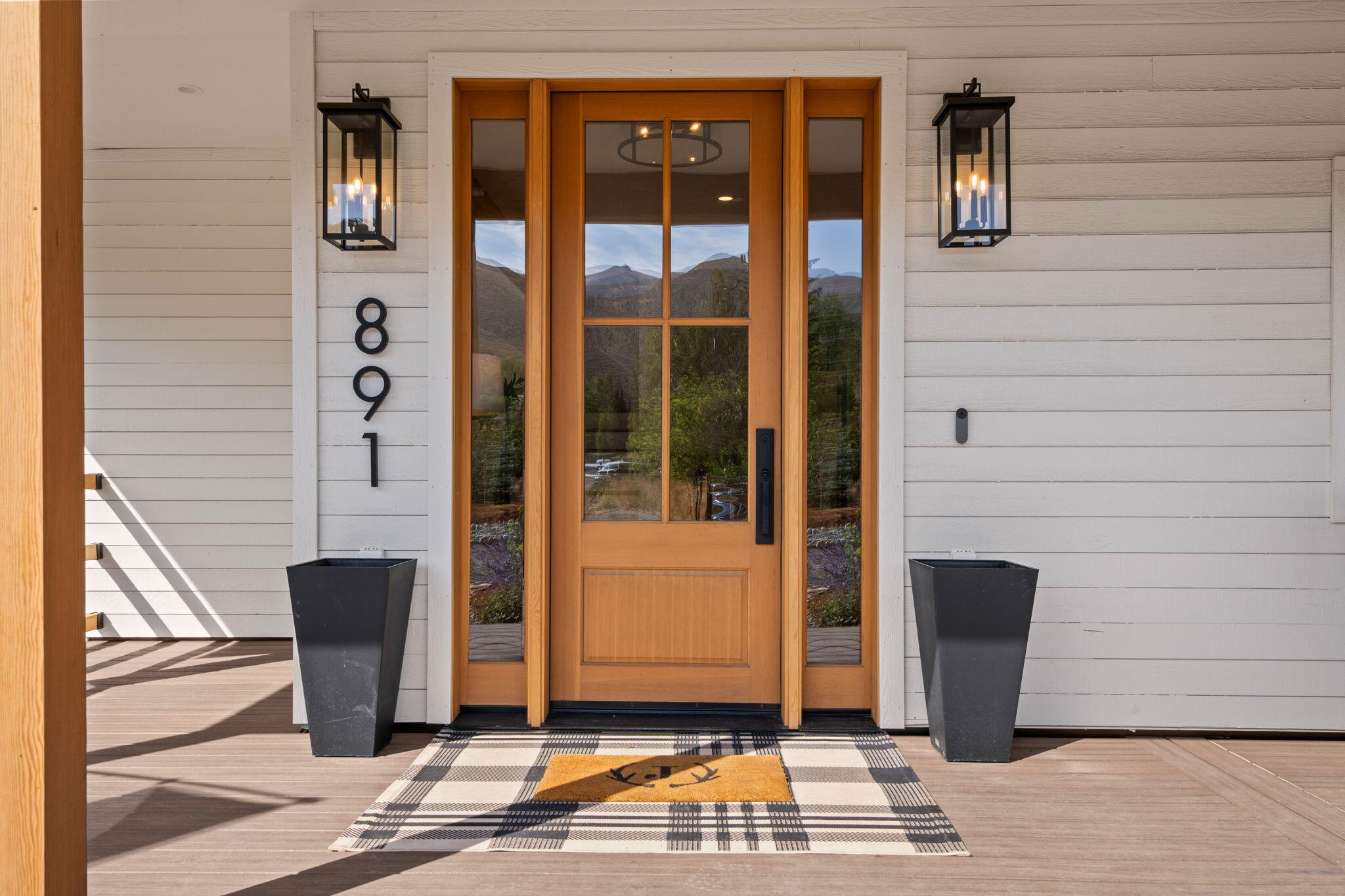 Hailey, Idaho 83333, United States, 5 Bedrooms Bedrooms, ,4 BathroomsBathrooms,Residential,Pending,212207