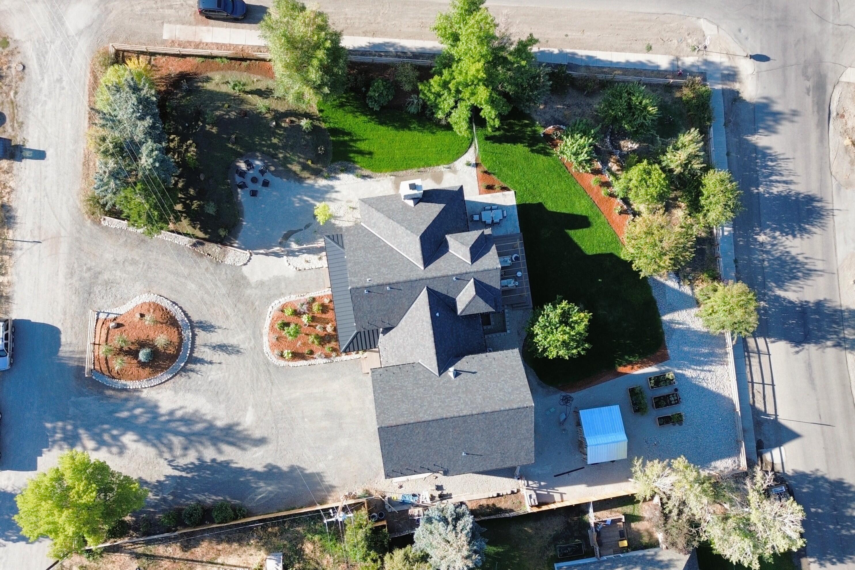 Hailey, Idaho 83333, United States, 5 Bedrooms Bedrooms, ,4 BathroomsBathrooms,Residential,Pending,212207