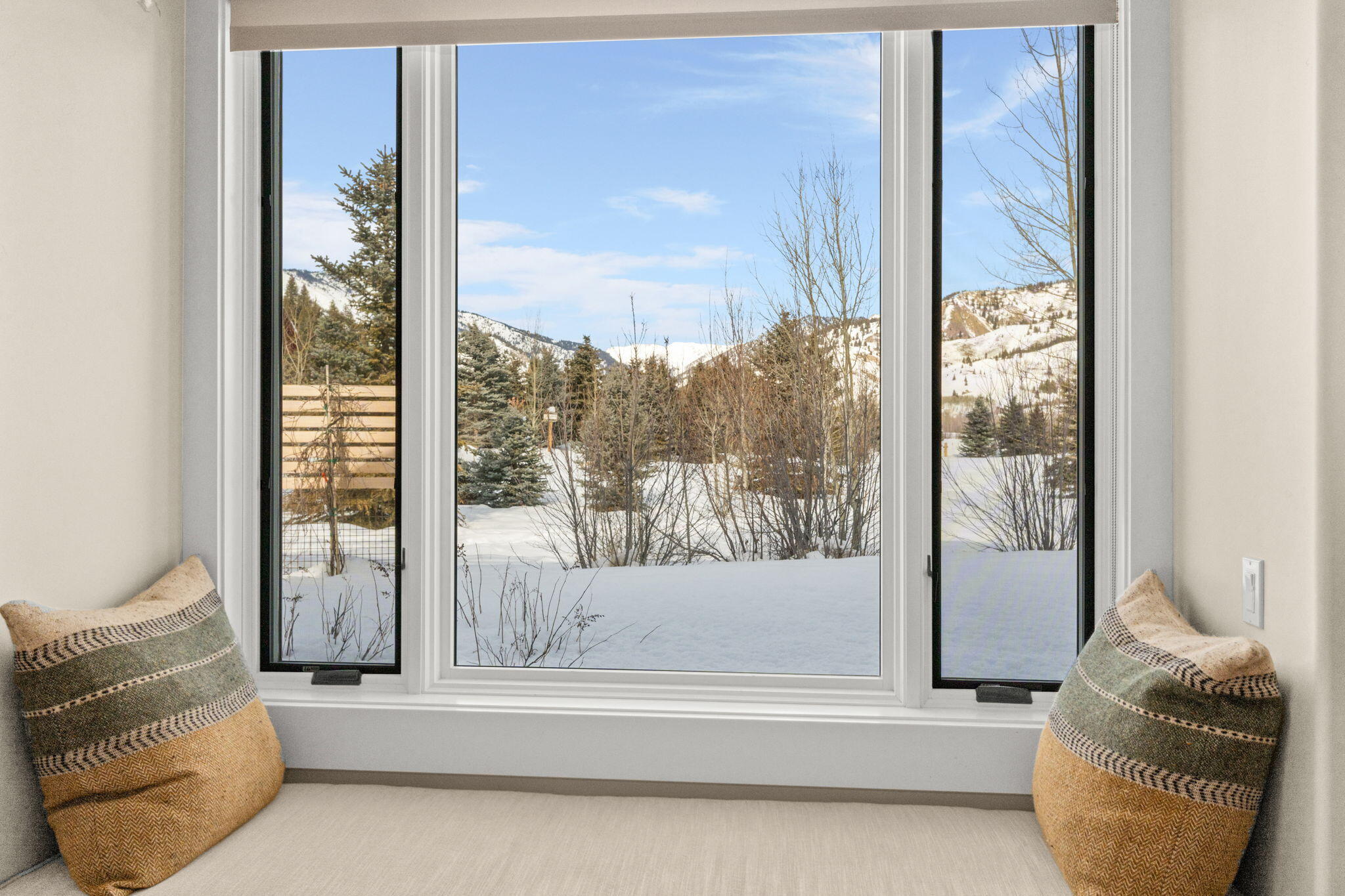 Primary Bedroom Reading Nook Views
