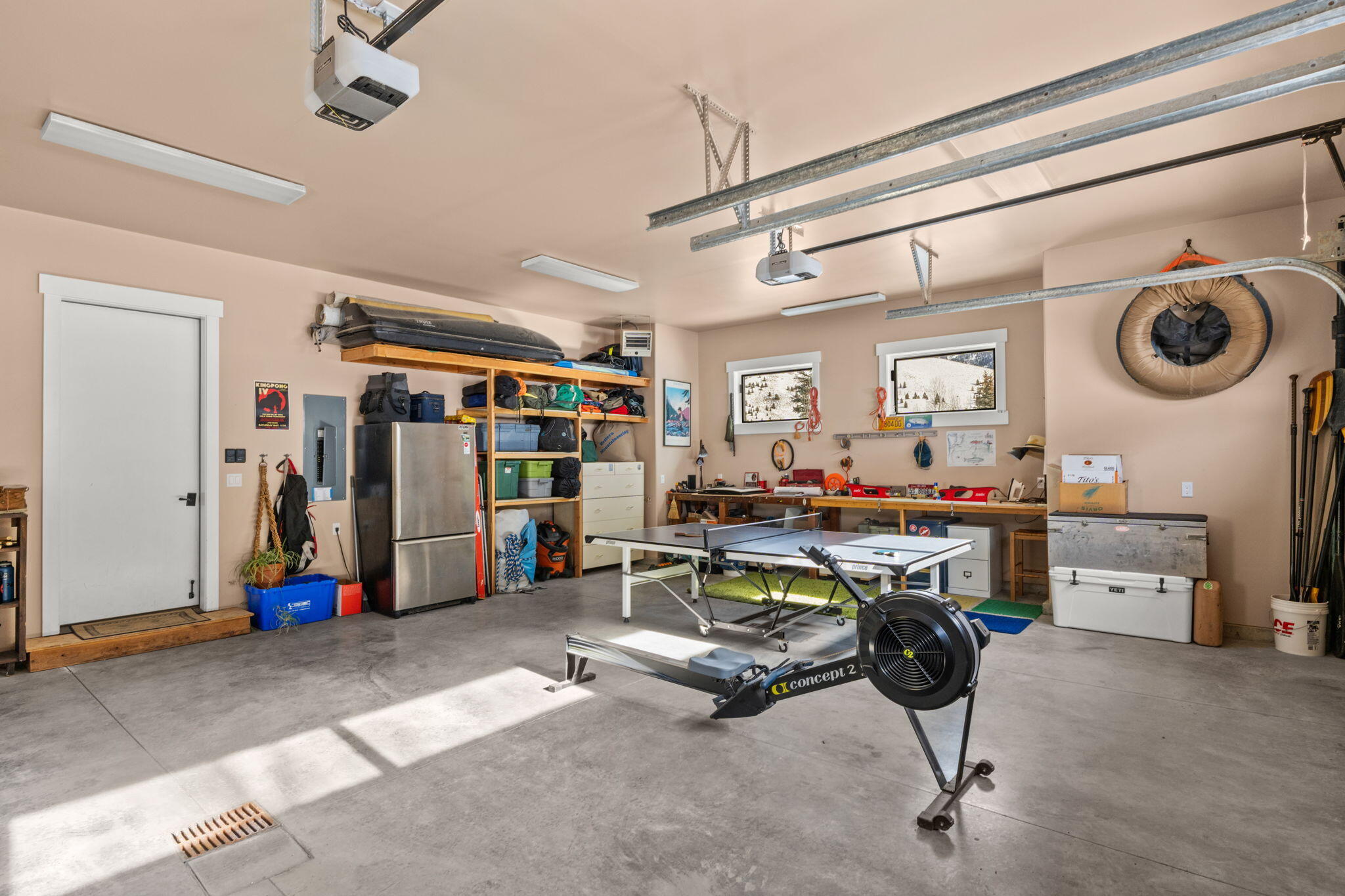 Oversized 2-Car Garage