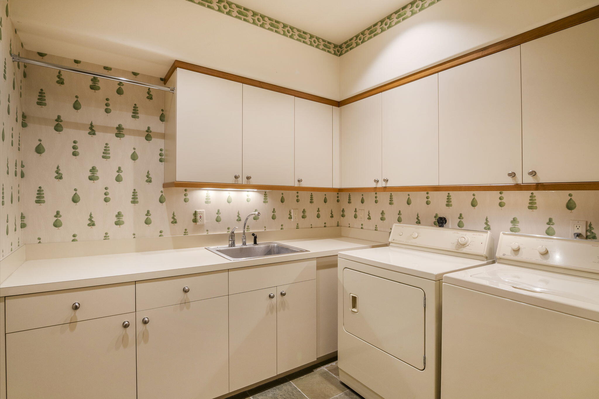 Blaine County, Idaho 83333, United States, 3 Bedrooms Bedrooms, ,4 BathroomsBathrooms,Residential,Active,235557