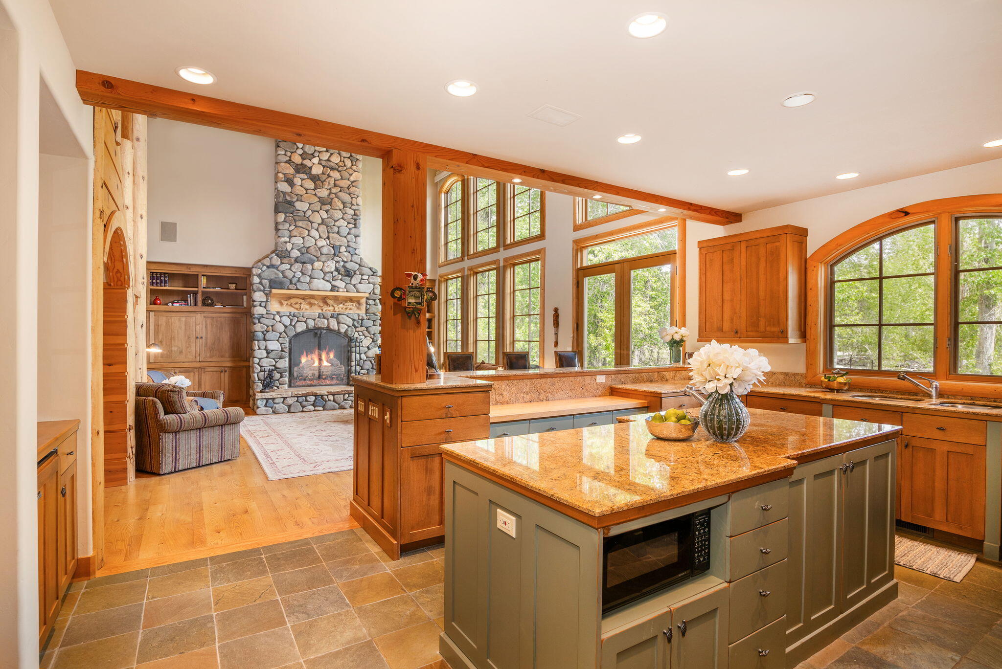 Blaine County, Idaho 83333, United States, 3 Bedrooms Bedrooms, ,4 BathroomsBathrooms,Residential,Active,235557