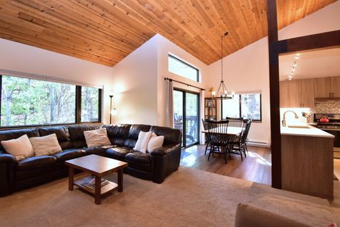 Photo of 460 S 2ND Ave #30, Ketchum, ID 83340 (MLS # 25-333776)