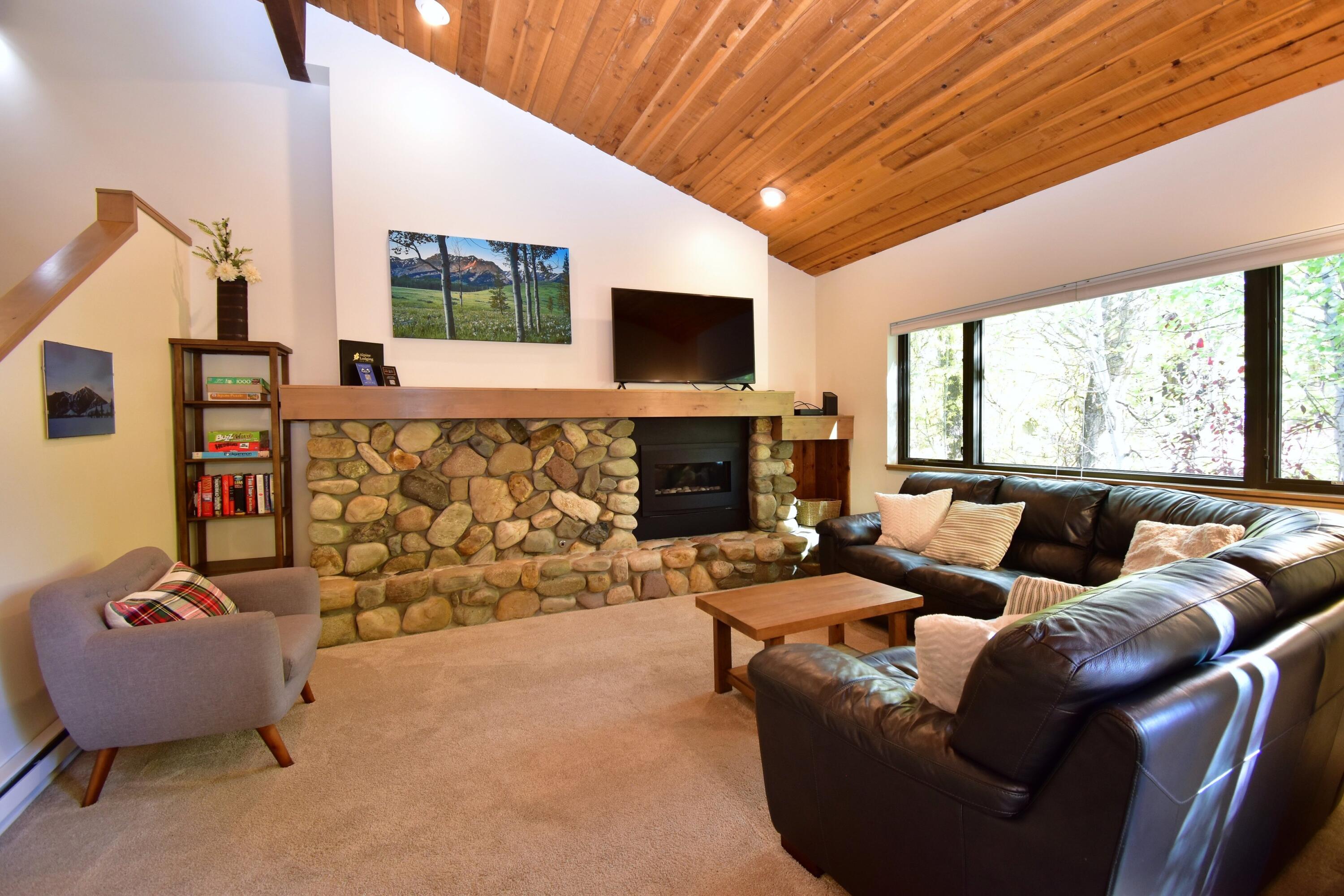 011_living_room_2_539