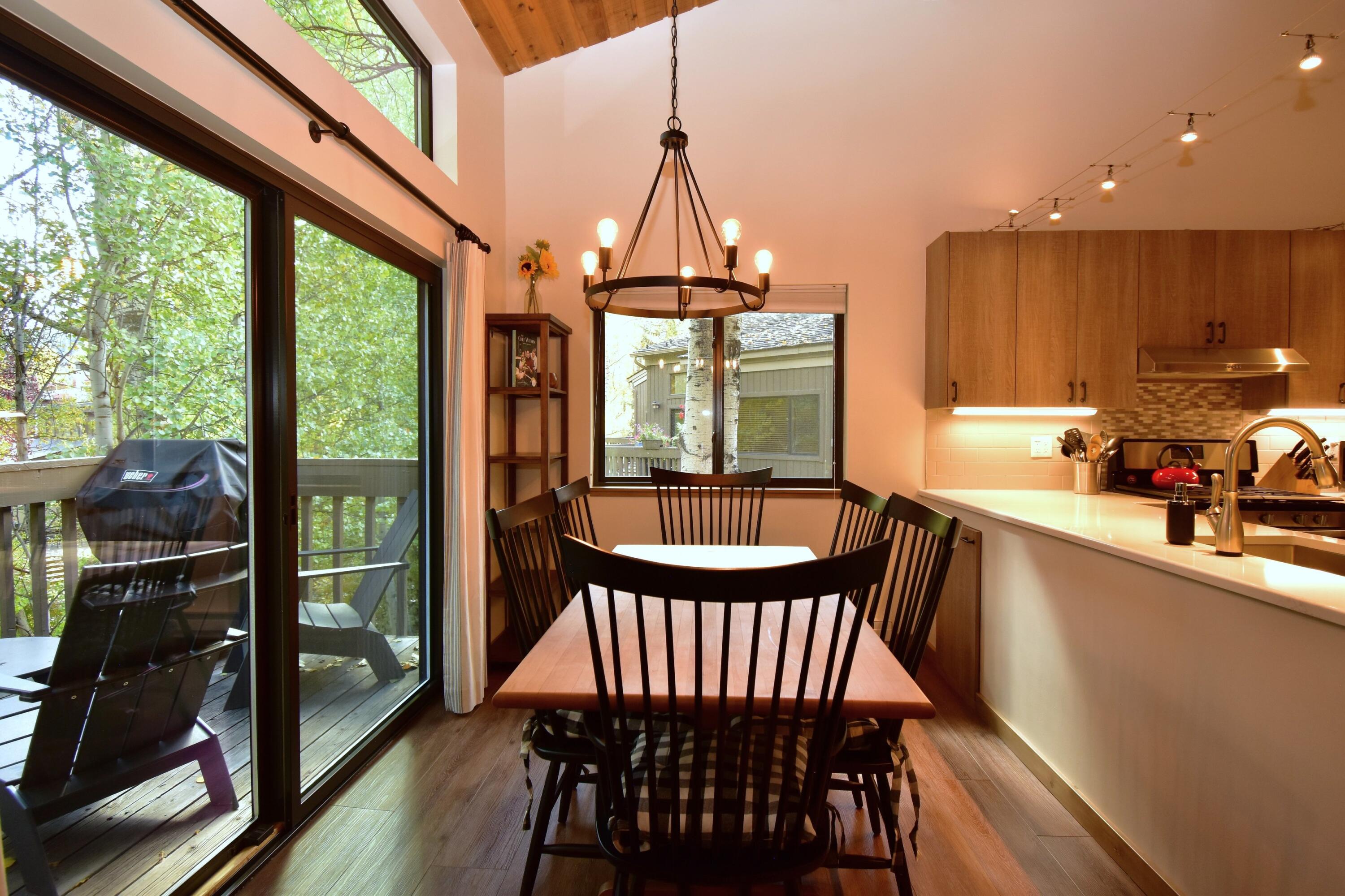 008_dining_area_1_532