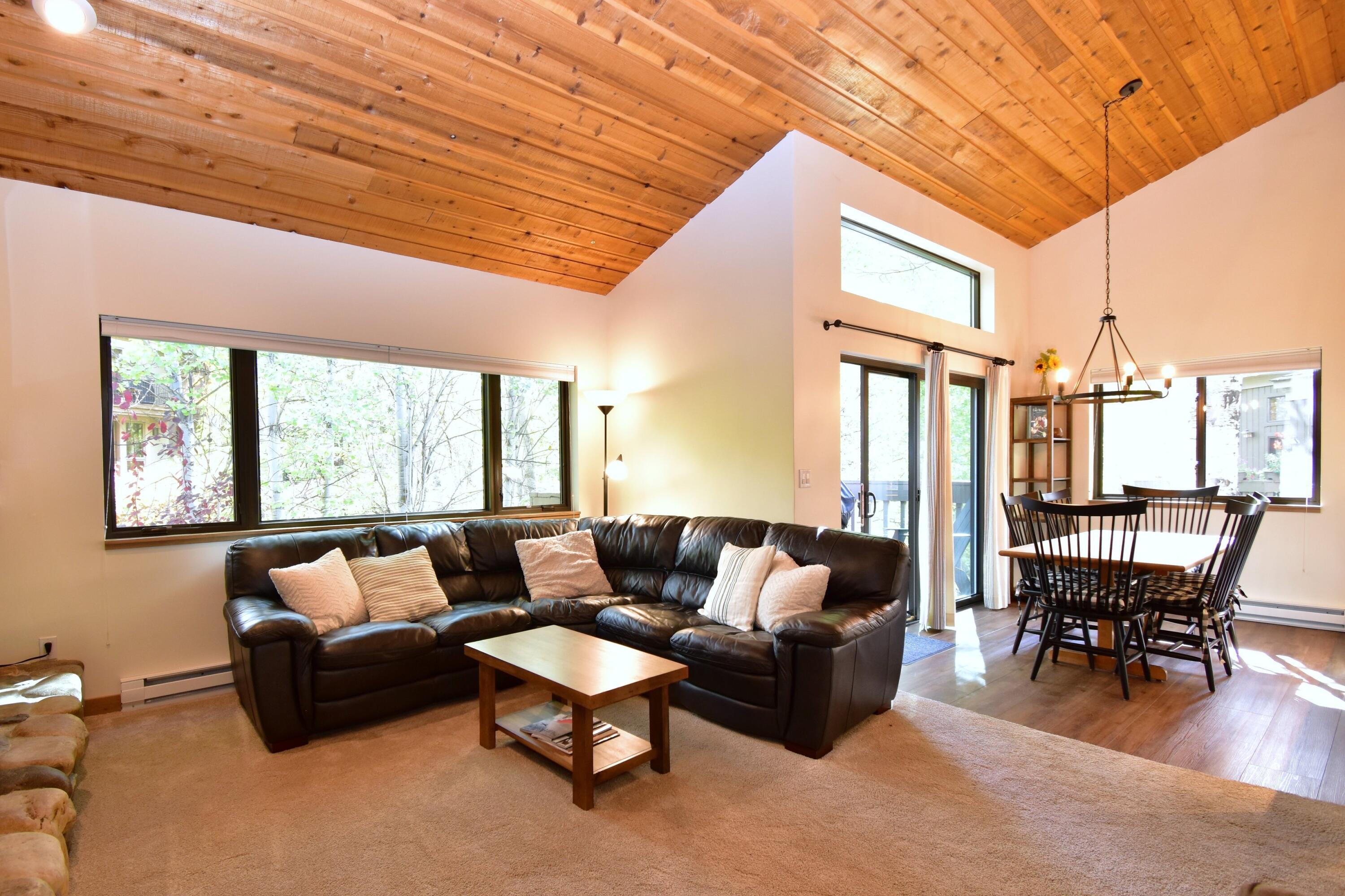 010_living_room_and_dining_area_494