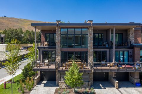 Photo of 2905 Lahontan Lane #2905, Sun Valley, ID 83353 (MLS # 23-331372)