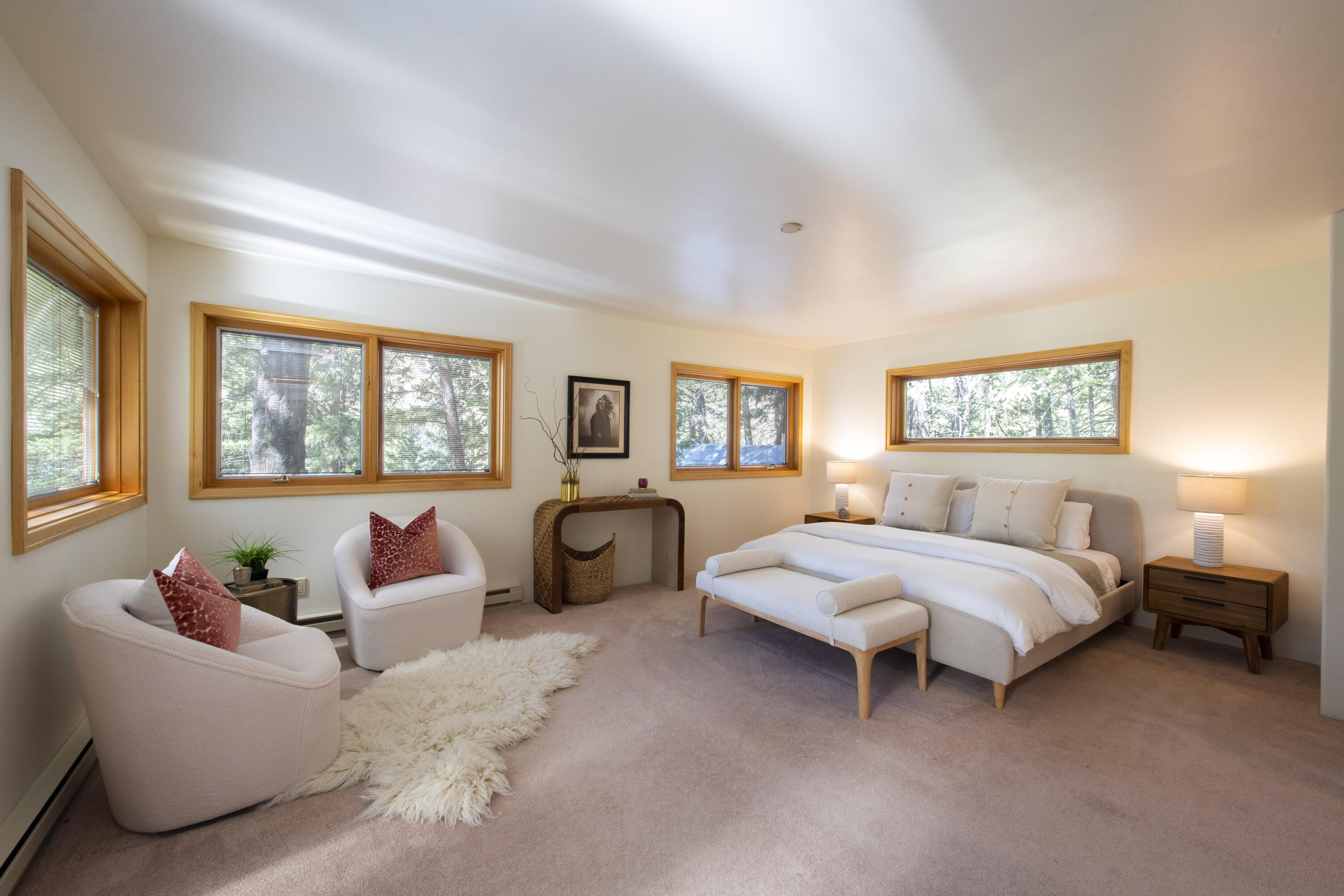 Blaine County, Idaho 83340, United States, 2 Bedrooms Bedrooms, ,2 BathroomsBathrooms,Residential,Pending,70152