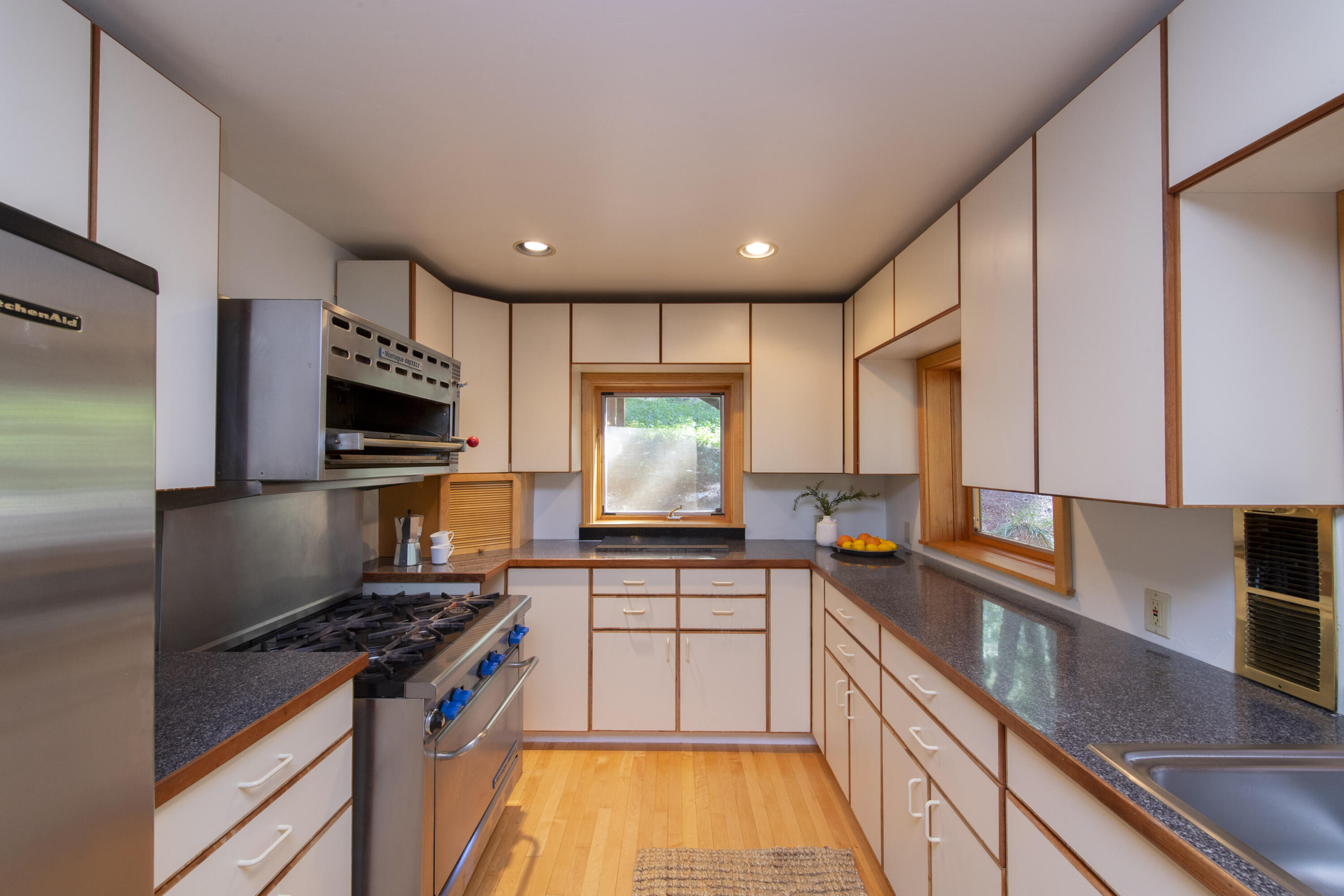 Blaine County, Idaho 83340, United States, 2 Bedrooms Bedrooms, ,2 BathroomsBathrooms,Residential,Pending,70152