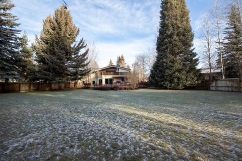 Photo of 200 E Canyon Run Blvd, Ketchum, ID 83340 (MLS # 26-334191)