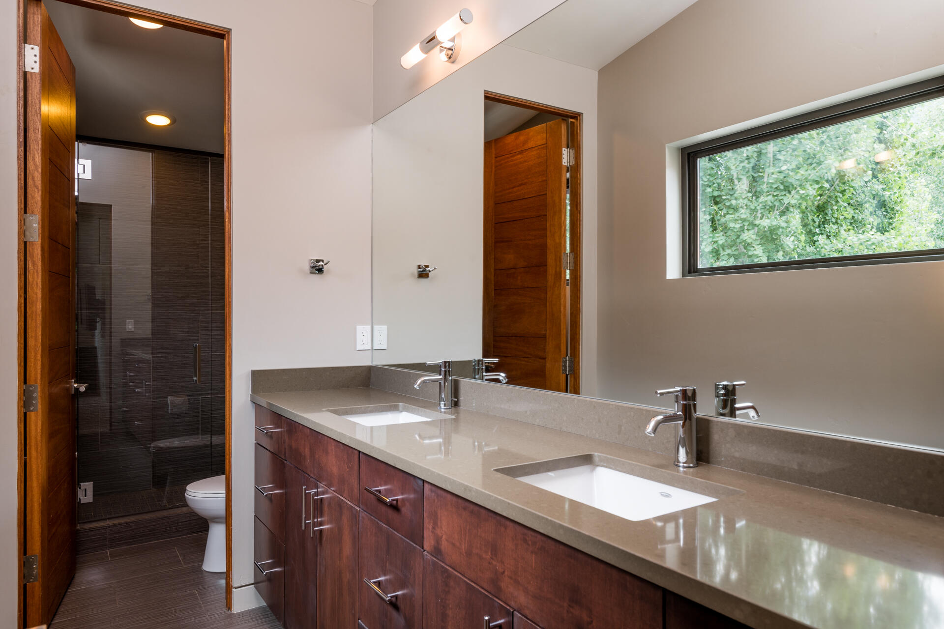 Ketchum, Idaho 83340, United States, 4 Bedrooms Bedrooms, ,3 BathroomsBathrooms,Residential,Pending,50635